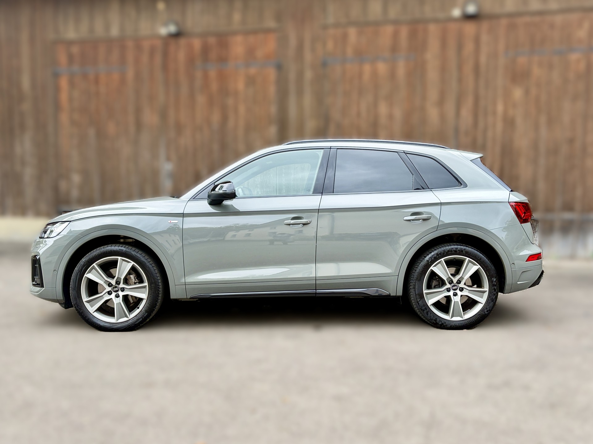 AUDI 2.0 40 TDI S Line quattro S-Tronic-image-1
