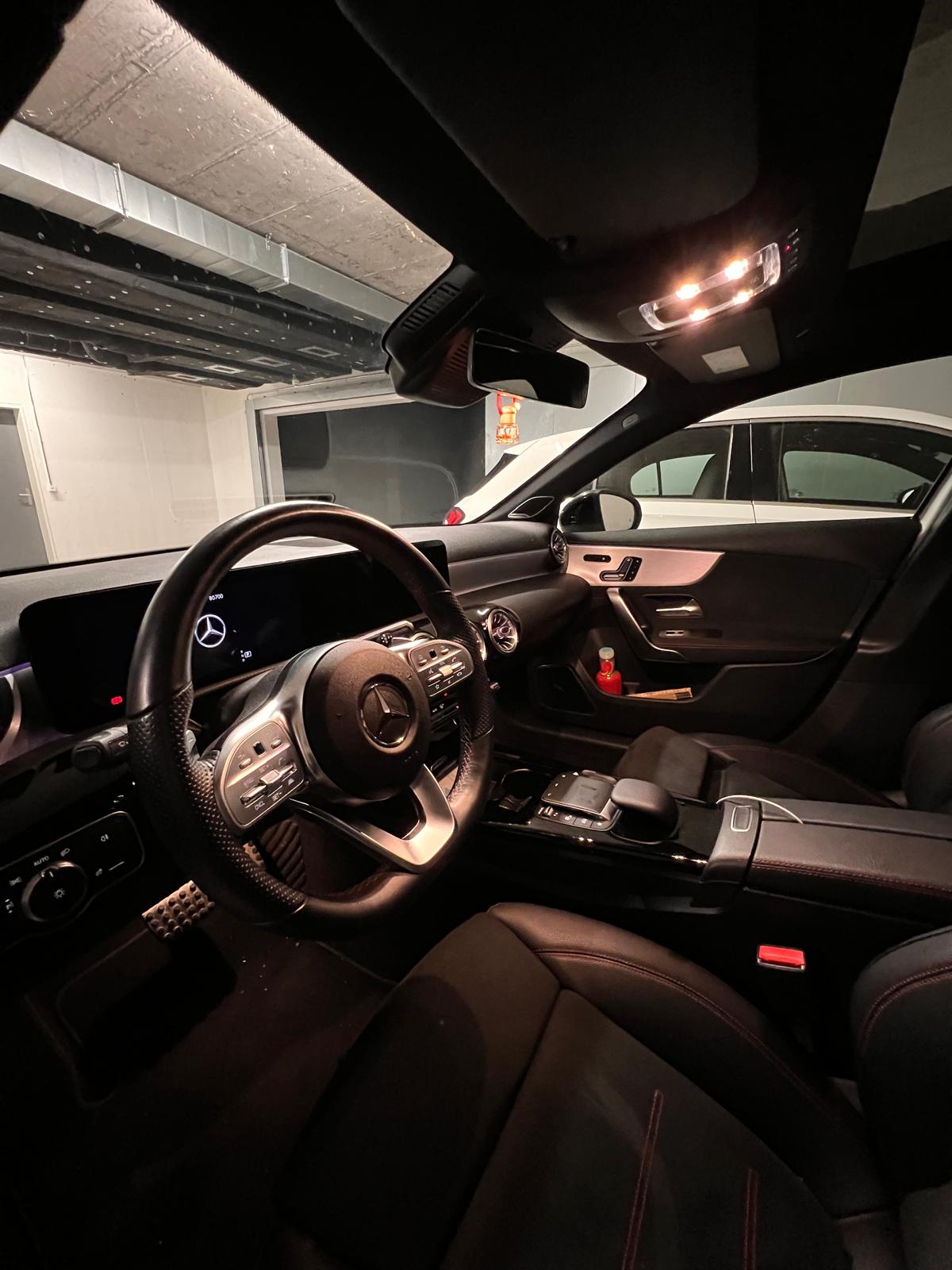 MERCEDES-BENZ A 200 AMG Line 7G-DCT-image-5