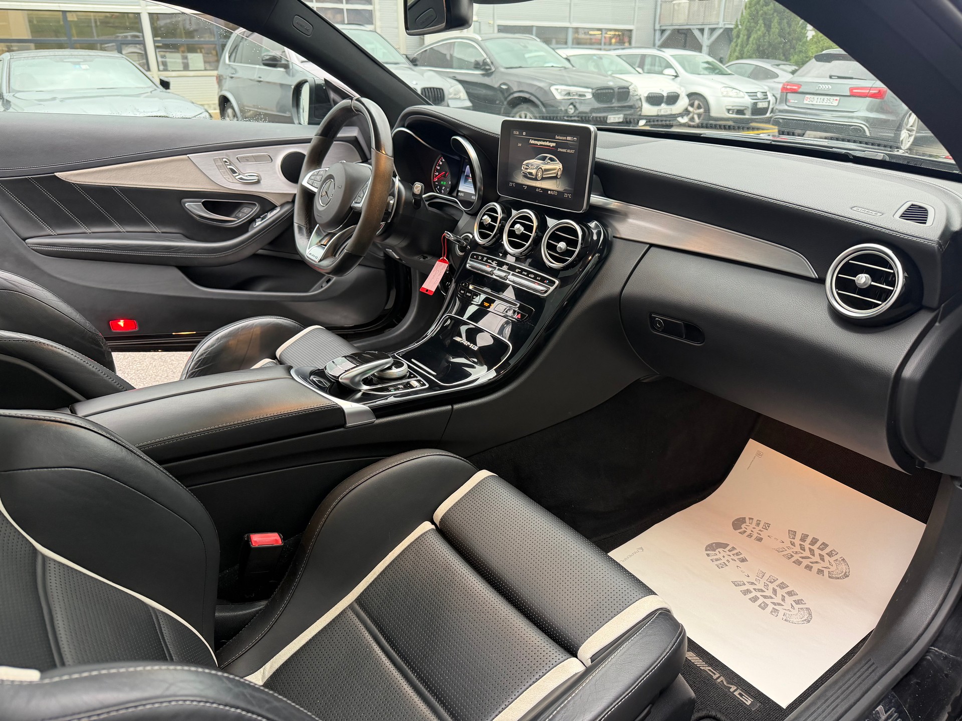 MERCEDES-BENZ C 63 S AMG Speedshift-image-12