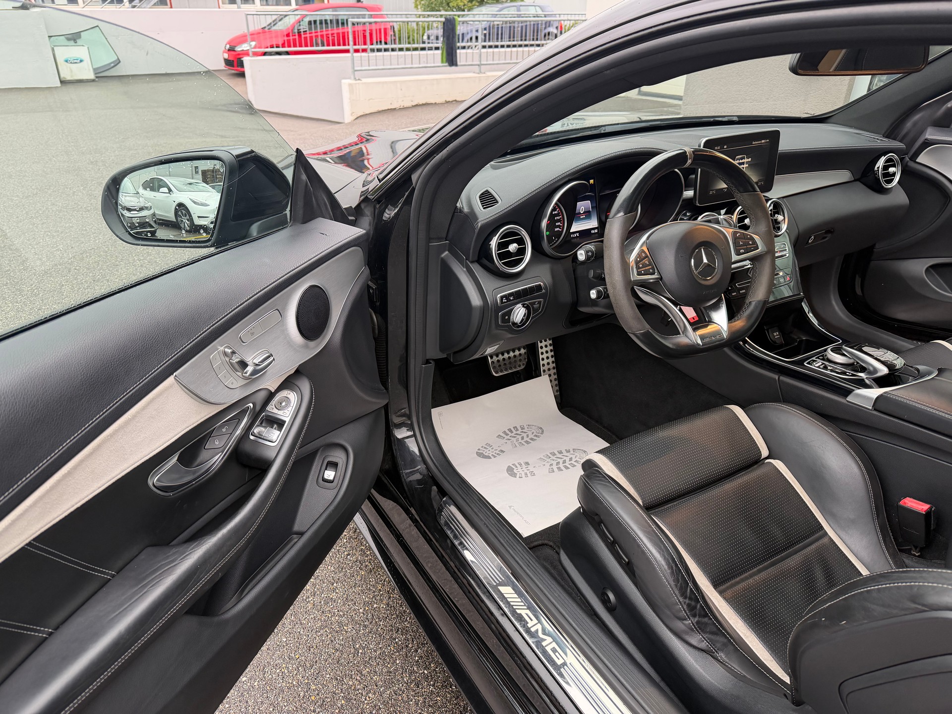 MERCEDES-BENZ C 63 S AMG Speedshift-image-6