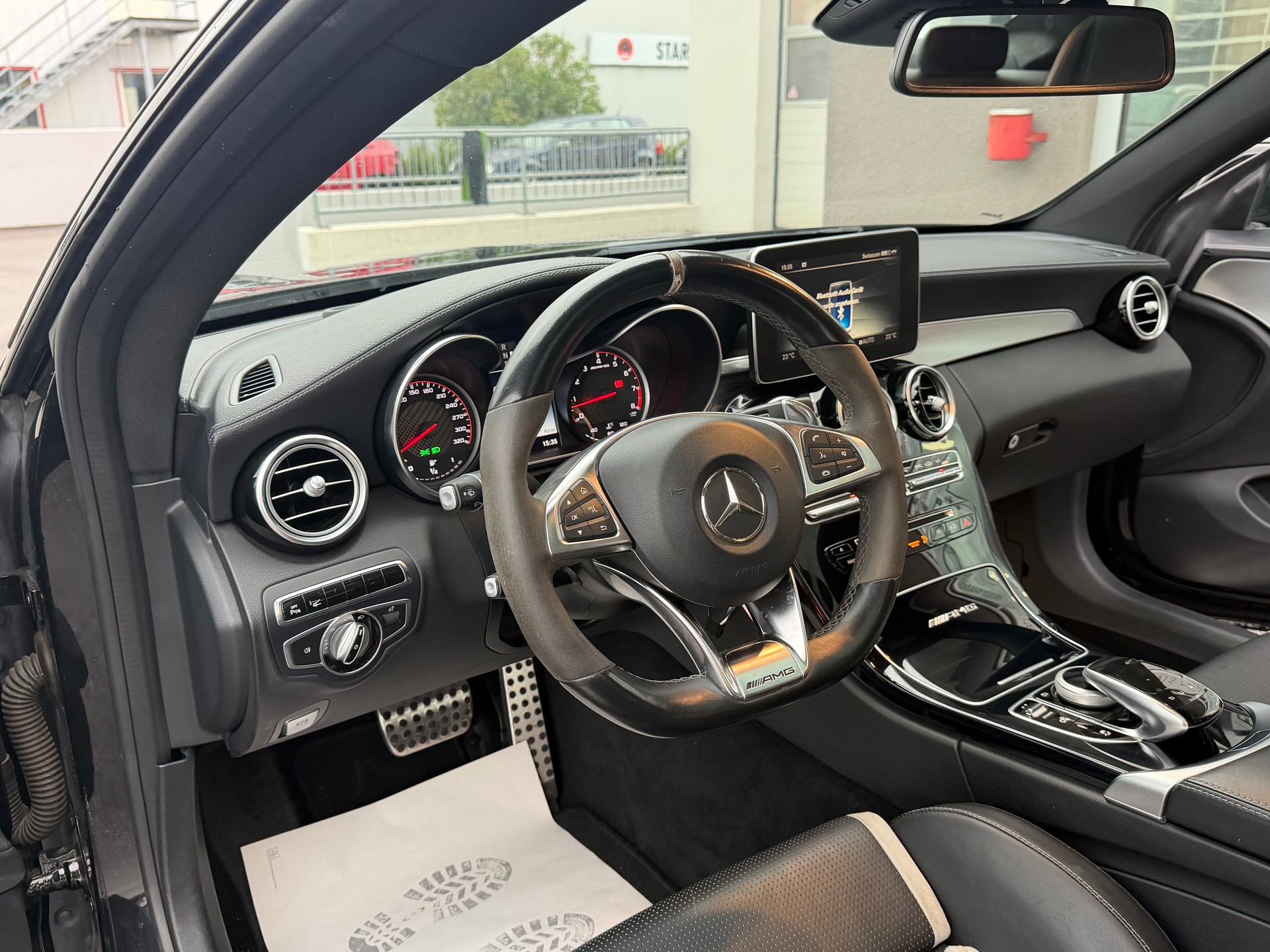 MERCEDES-BENZ C 63 S AMG Speedshift-image-7