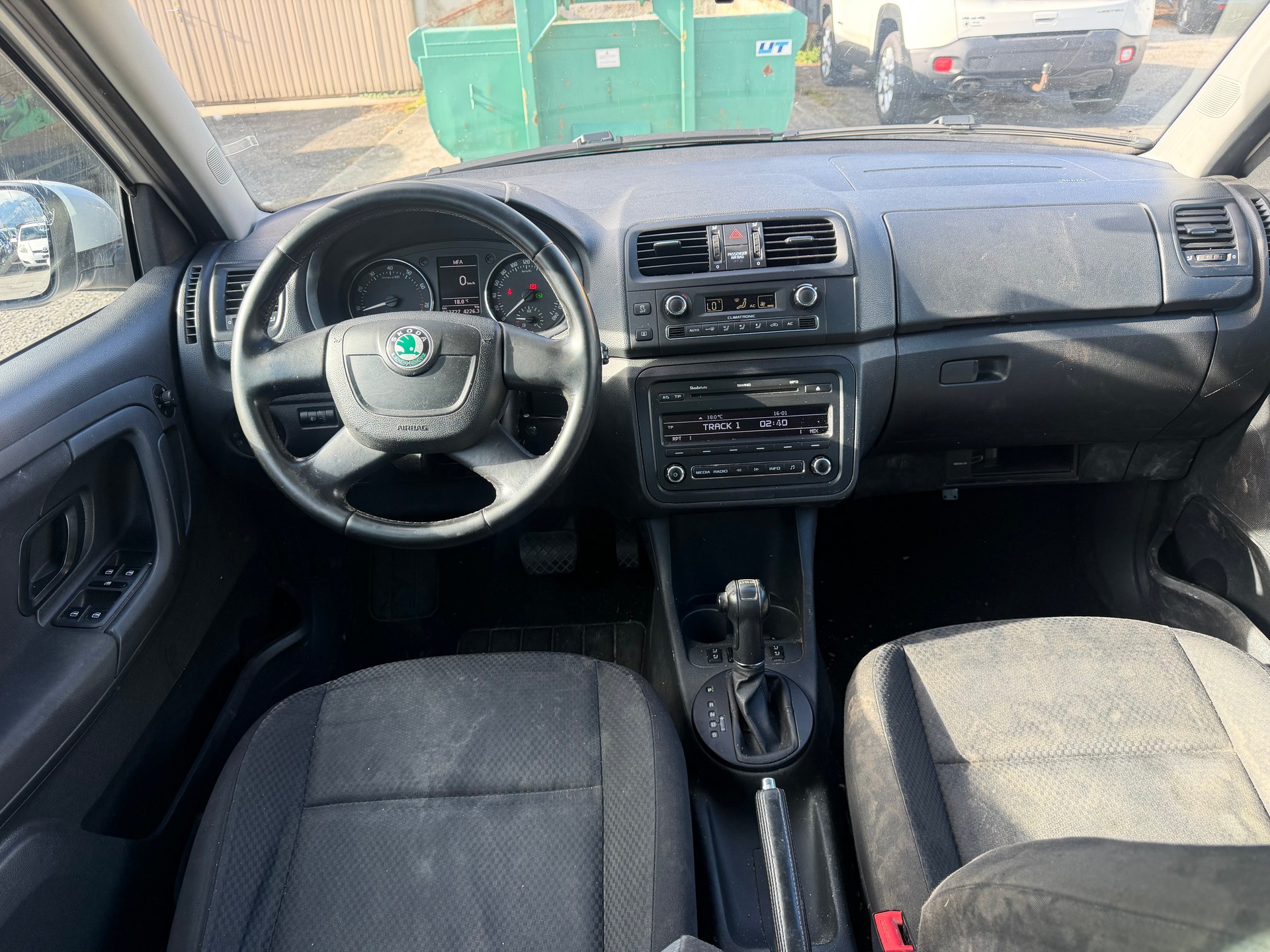 SKODA Fabia 1.2 TSI Ambition Plus DSG-image-7
