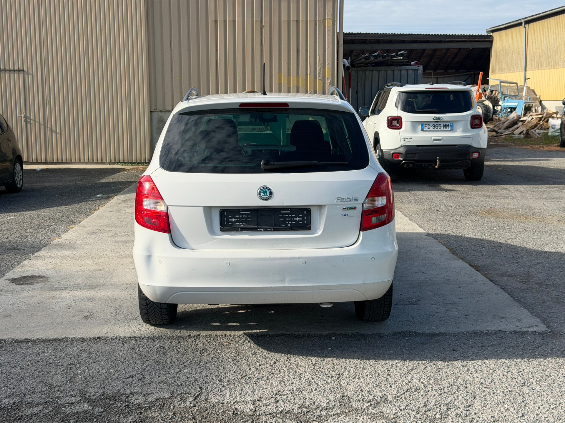 SKODA Fabia 1.2 TSI Ambition Plus DSG-image-3