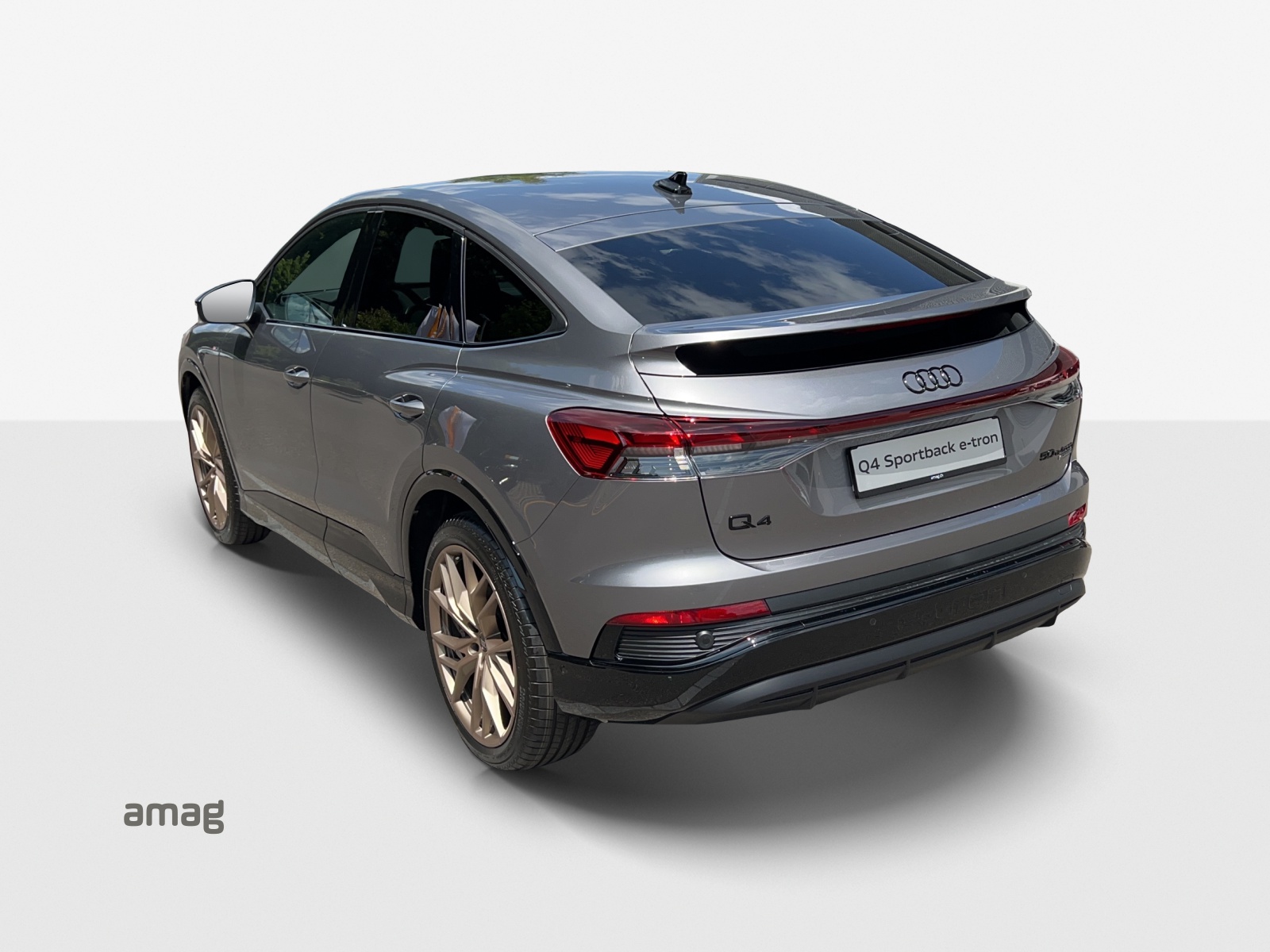 AUDI Q4 Sportback e-tron 50 quattro-image-2
