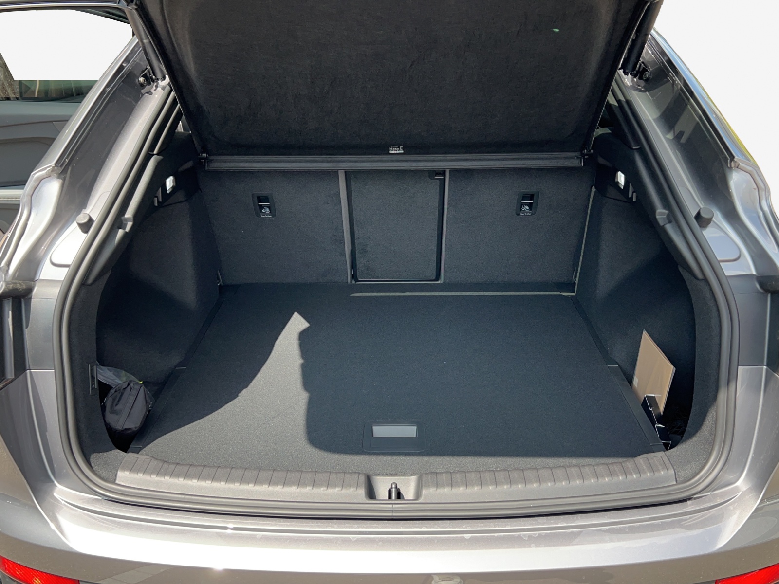 AUDI Q4 Sportback e-tron 50 quattro-image-9