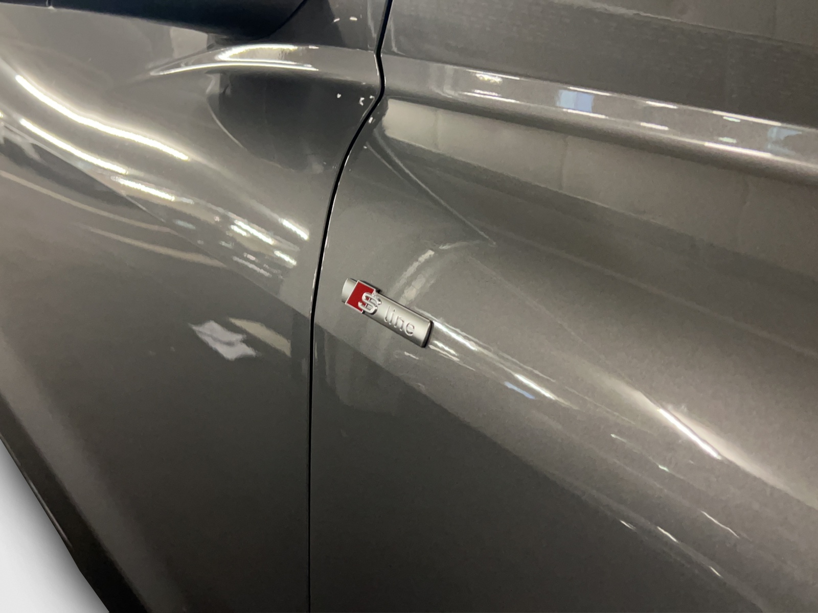 AUDI Q4 Sportback e-tron 50 quattro-image-11