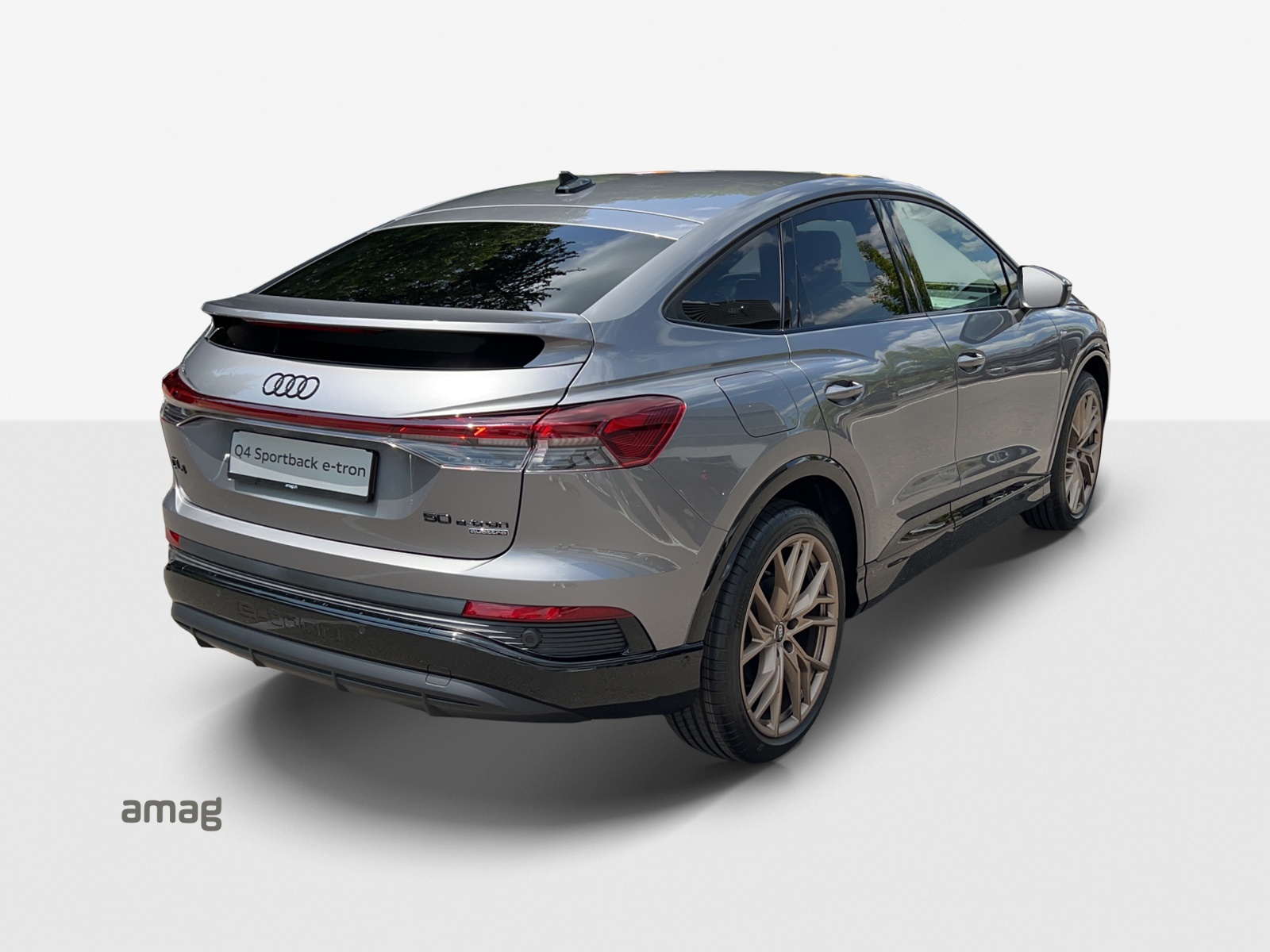 AUDI Q4 Sportback e-tron 50 quattro-image-3