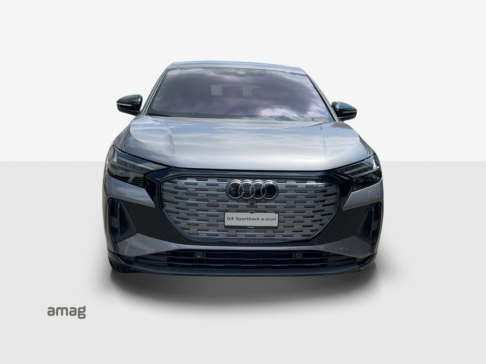 AUDI Q4 Sportback e-tron 50 quattro-image-4