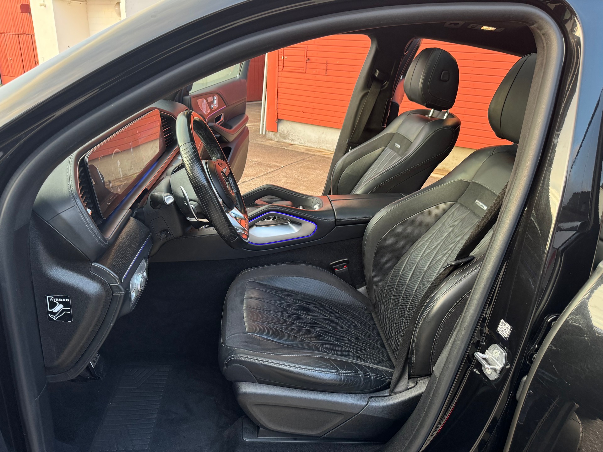 MERCEDES-BENZ GLE Coupé 53 AMG 4Matic+ Speedshift-image-11