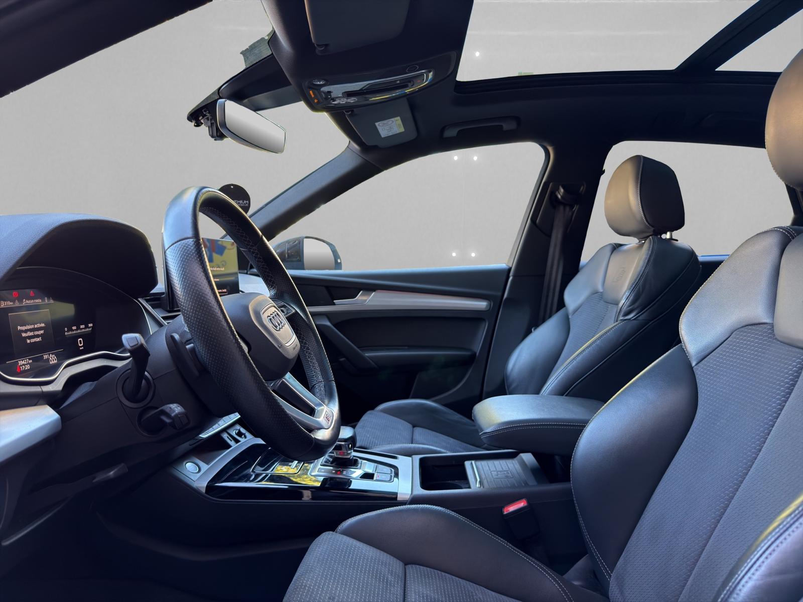 AUDI Q5 40 TDI Black Edition quattro S-tronic-image-5
