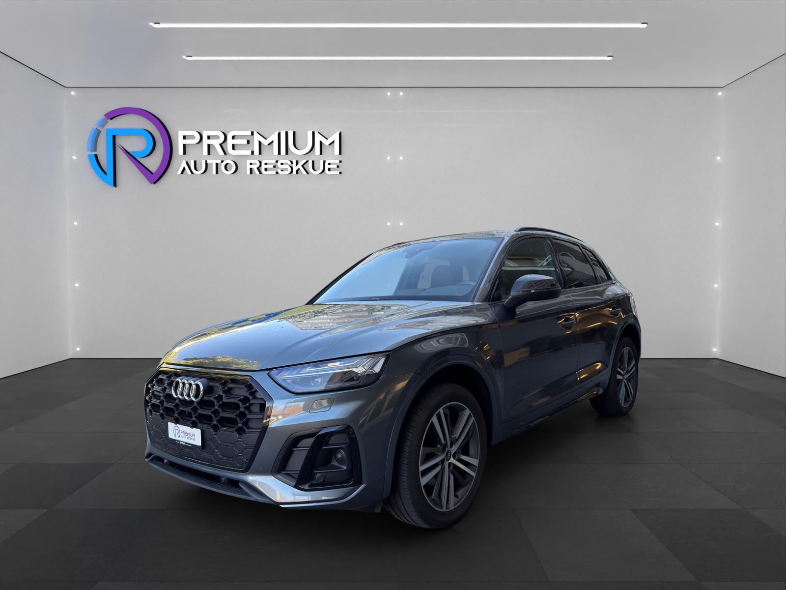 AUDI Q5 40 TDI Black Edition quattro S-tronic-image-0