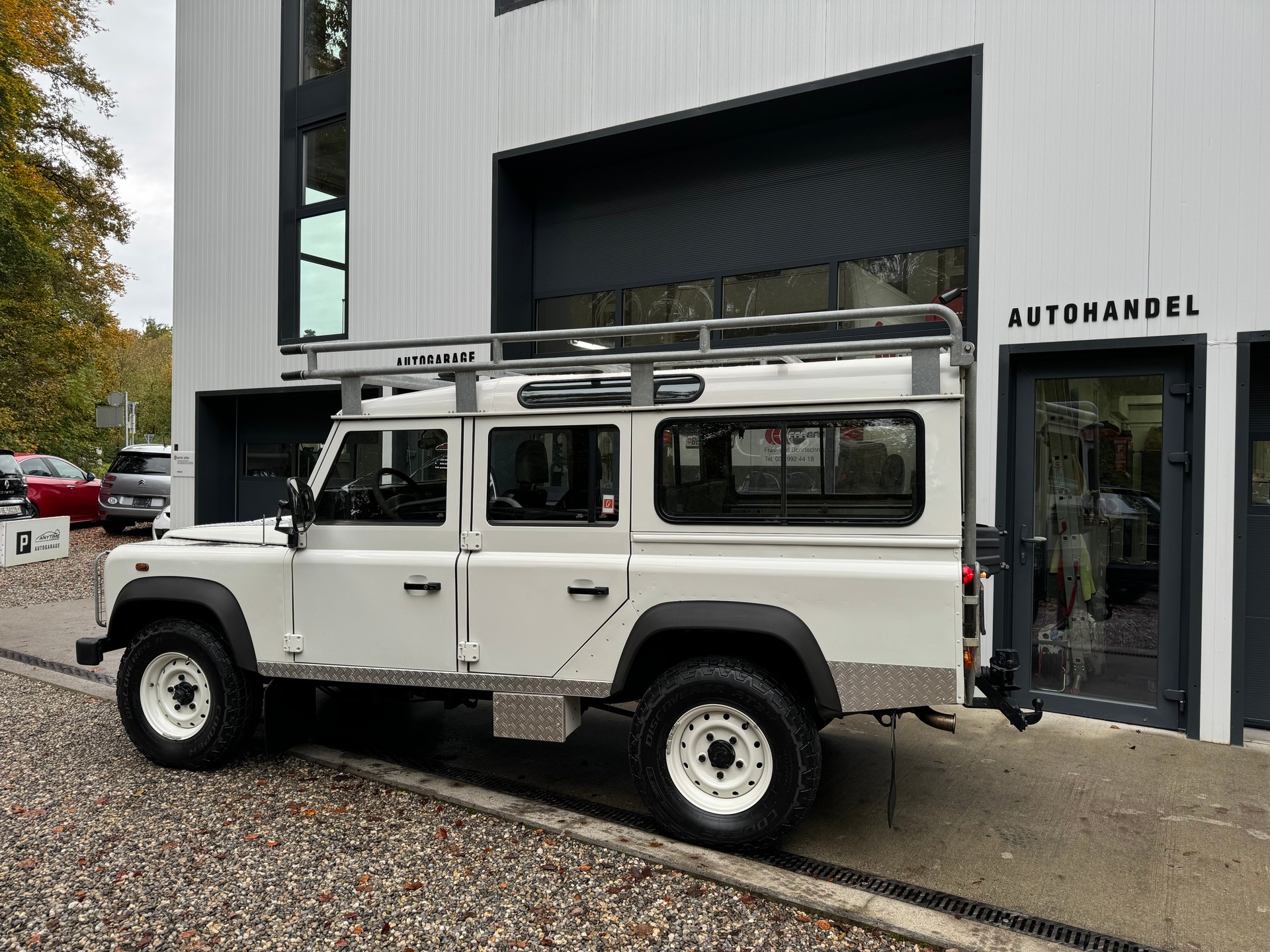 LAND ROVER Defender 110 SW 2.5 Td5-image-3