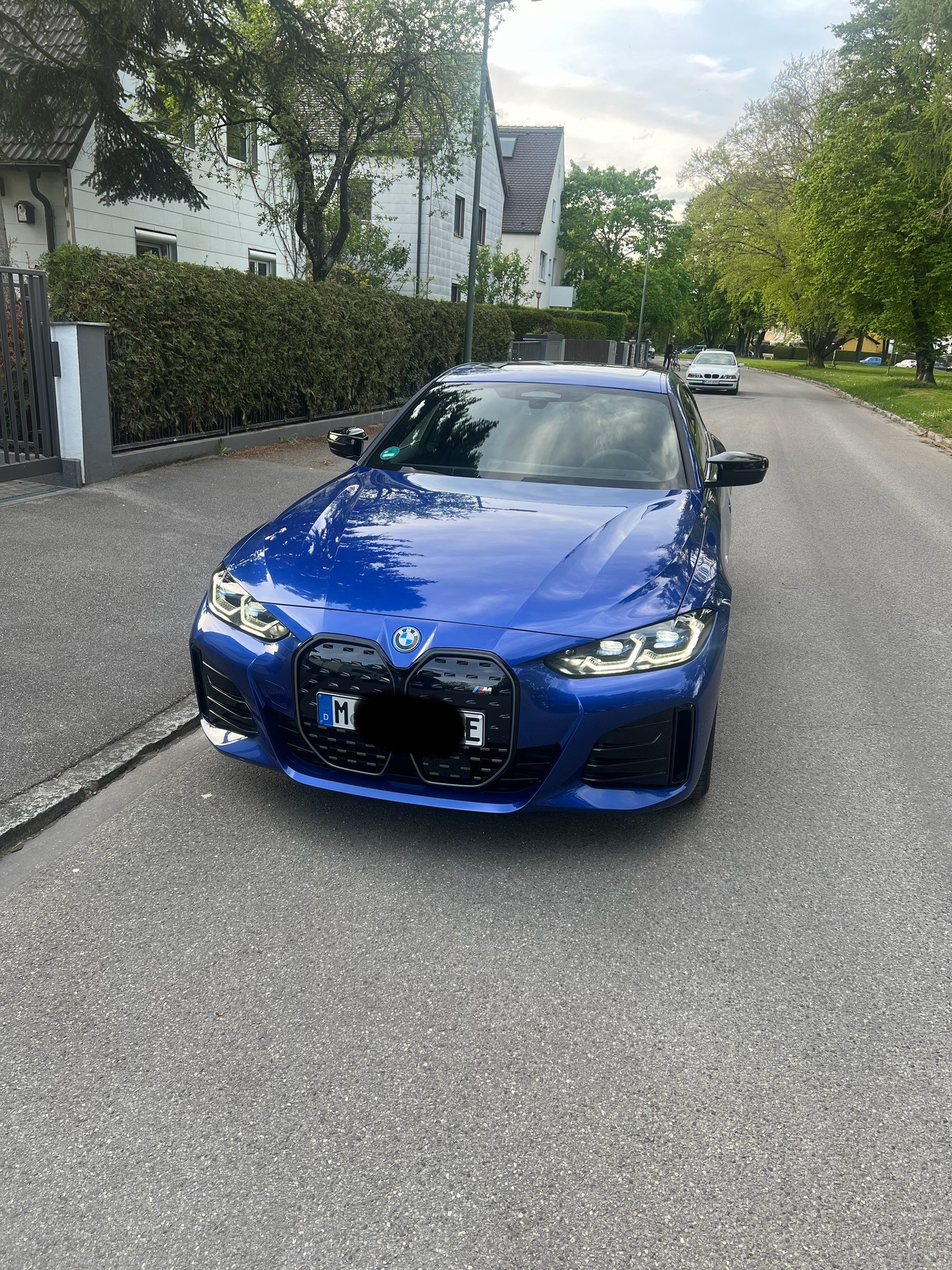 BMW i4 M50 M Sport Pro-image-2