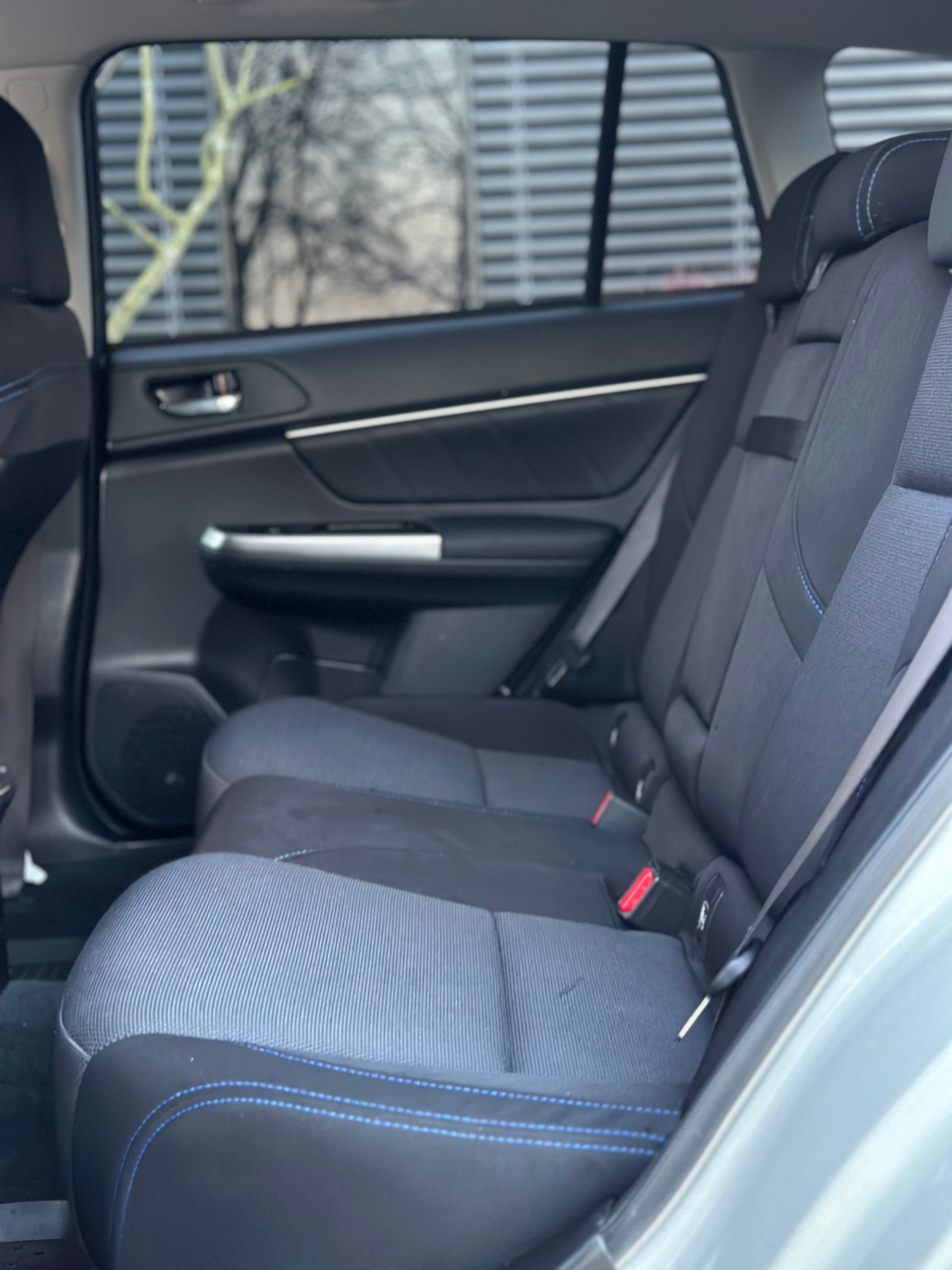 SUBARU Levorg 2.0i Swiss Plus AWD Lineartronic-image-11