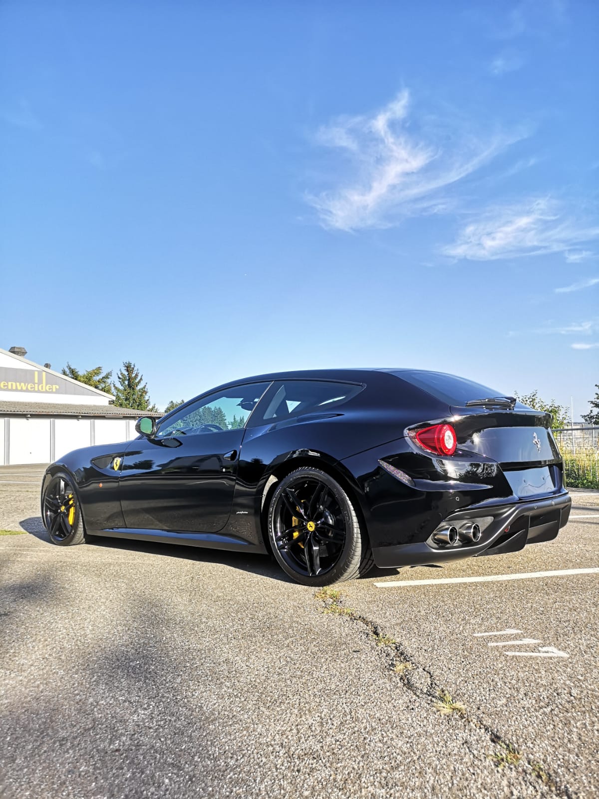 FERRARI FF-image-3