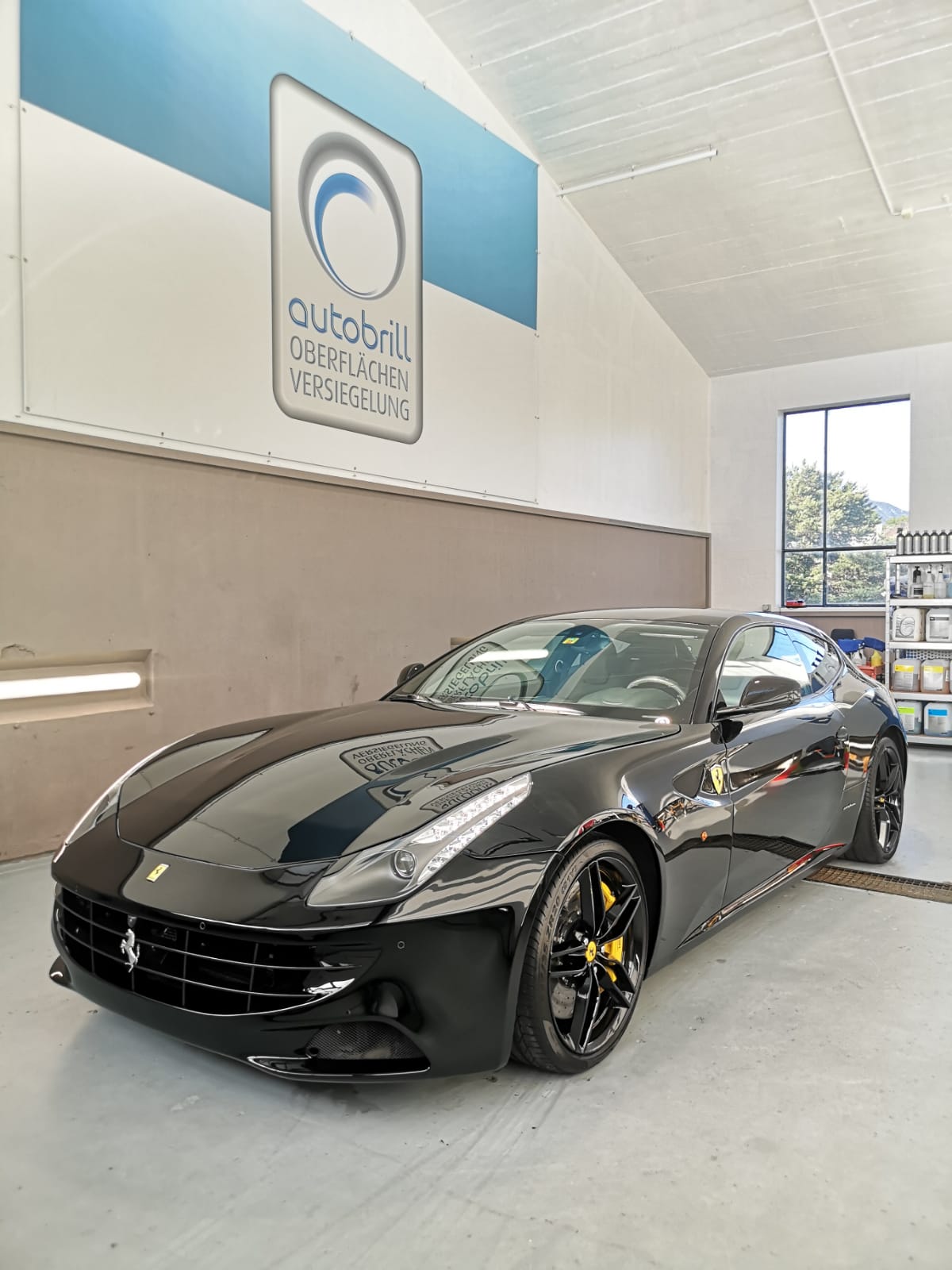 FERRARI FF-image-0