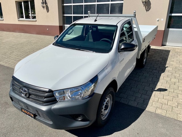 TOYOTA Hilux 2.4d Comfort Single Cab 4x4-image-1