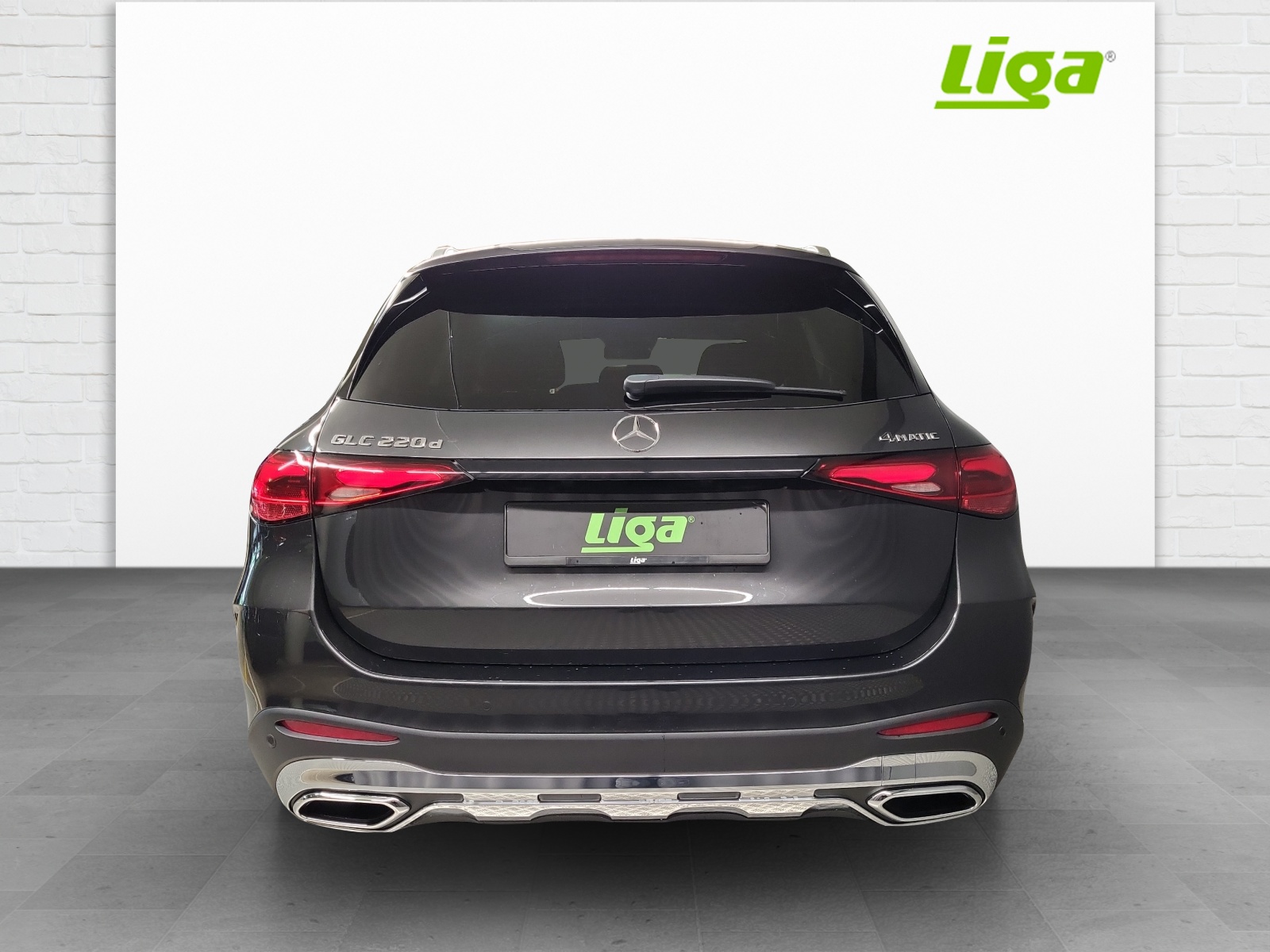 MERCEDES-BENZ GLC 220 d AMG Line 4Matic-image-4