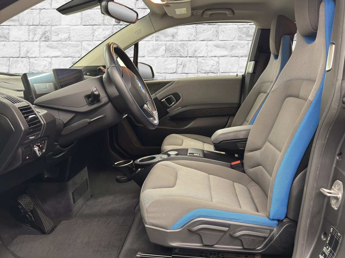 BMW i3 (120Ah)-image-6