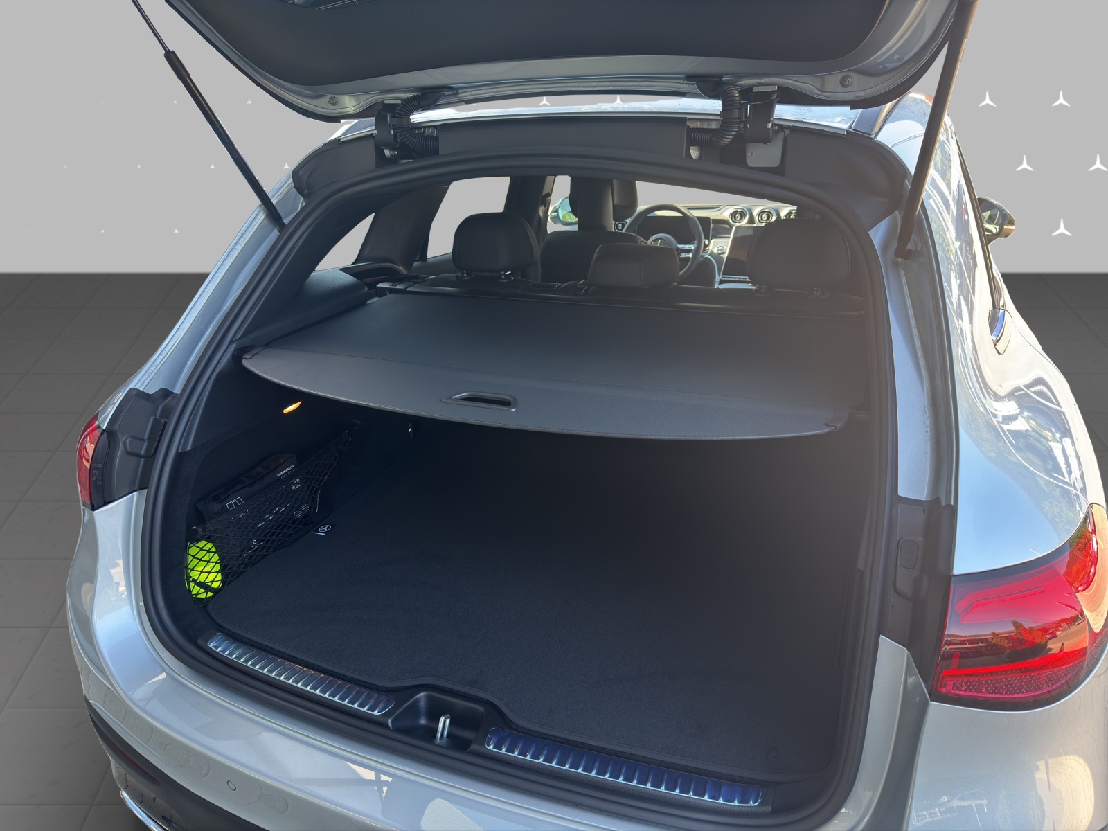 MERCEDES-BENZ GLC 300 d 4Matic 9G-Tronic-image-5