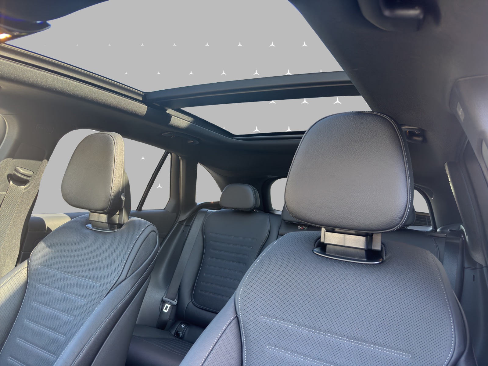MERCEDES-BENZ GLC 300 d 4Matic 9G-Tronic-image-7