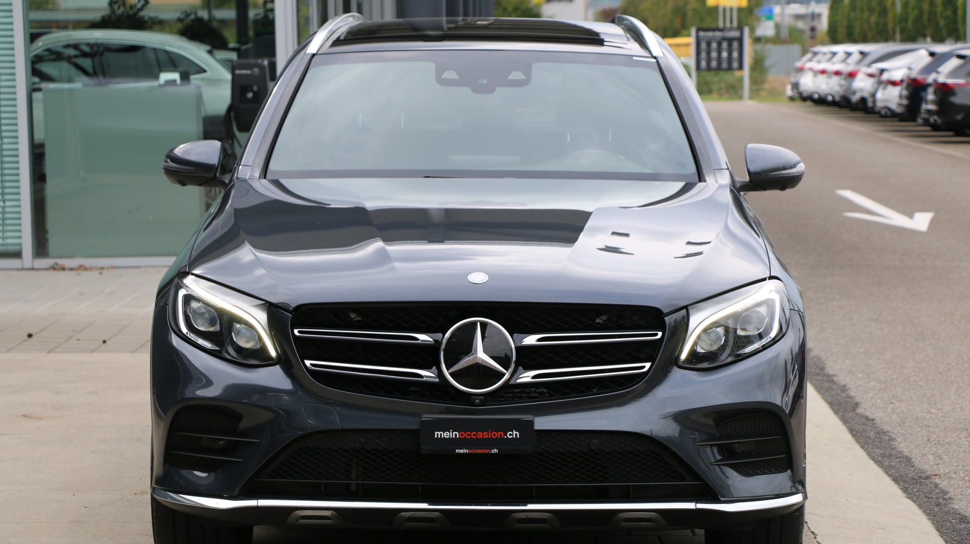 MERCEDES-BENZ GLC 250 d AMG Line 4Matic-image-29