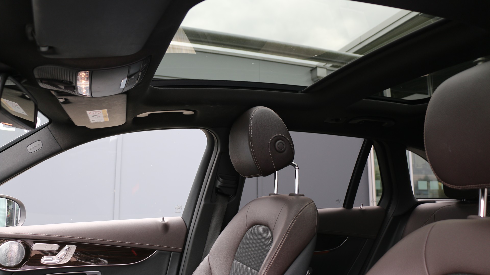 MERCEDES-BENZ GLC 250 d AMG Line 4Matic-image-11