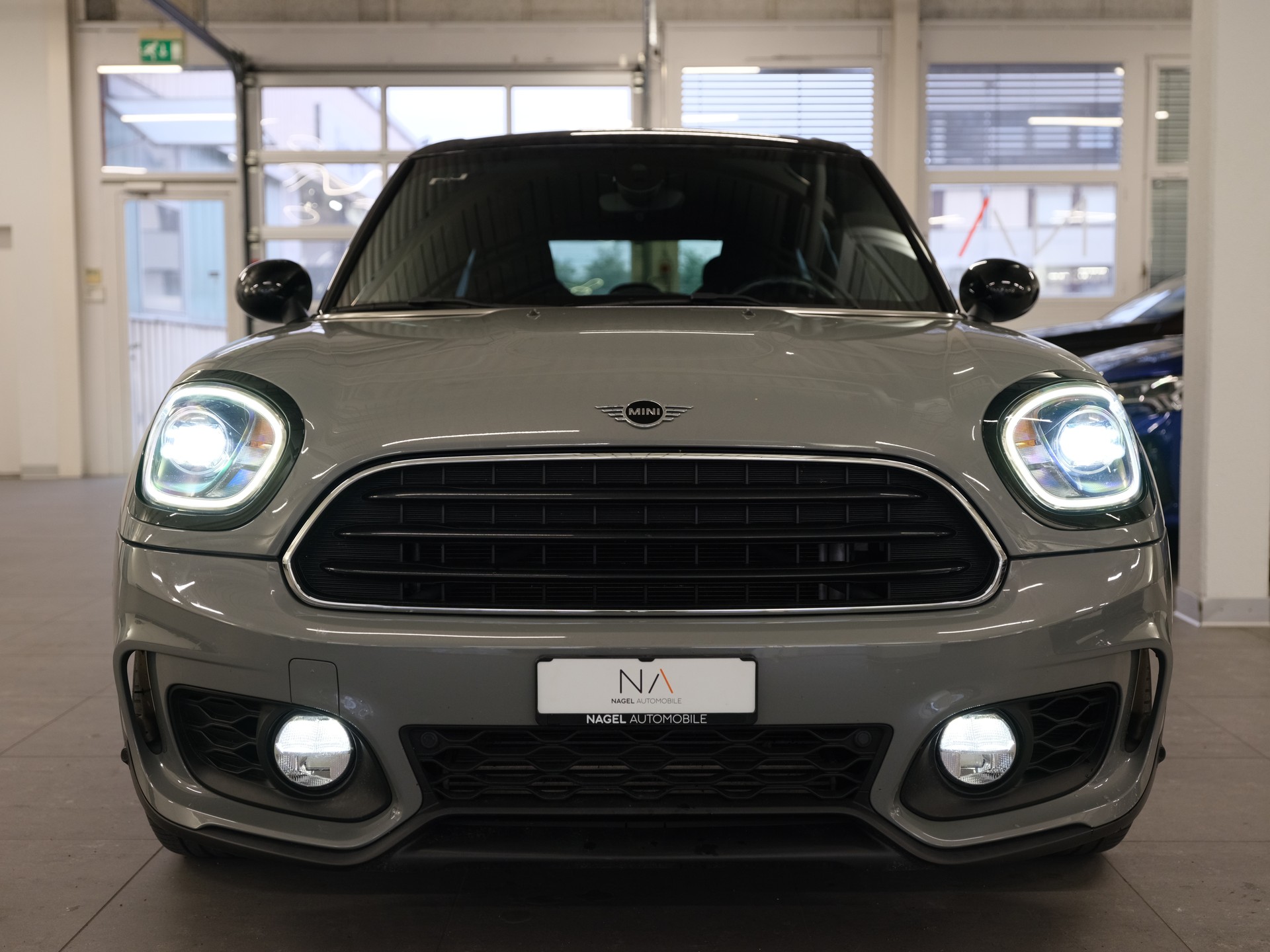 MINI Countryman Cooper FWD Steptronic DKG-image-2