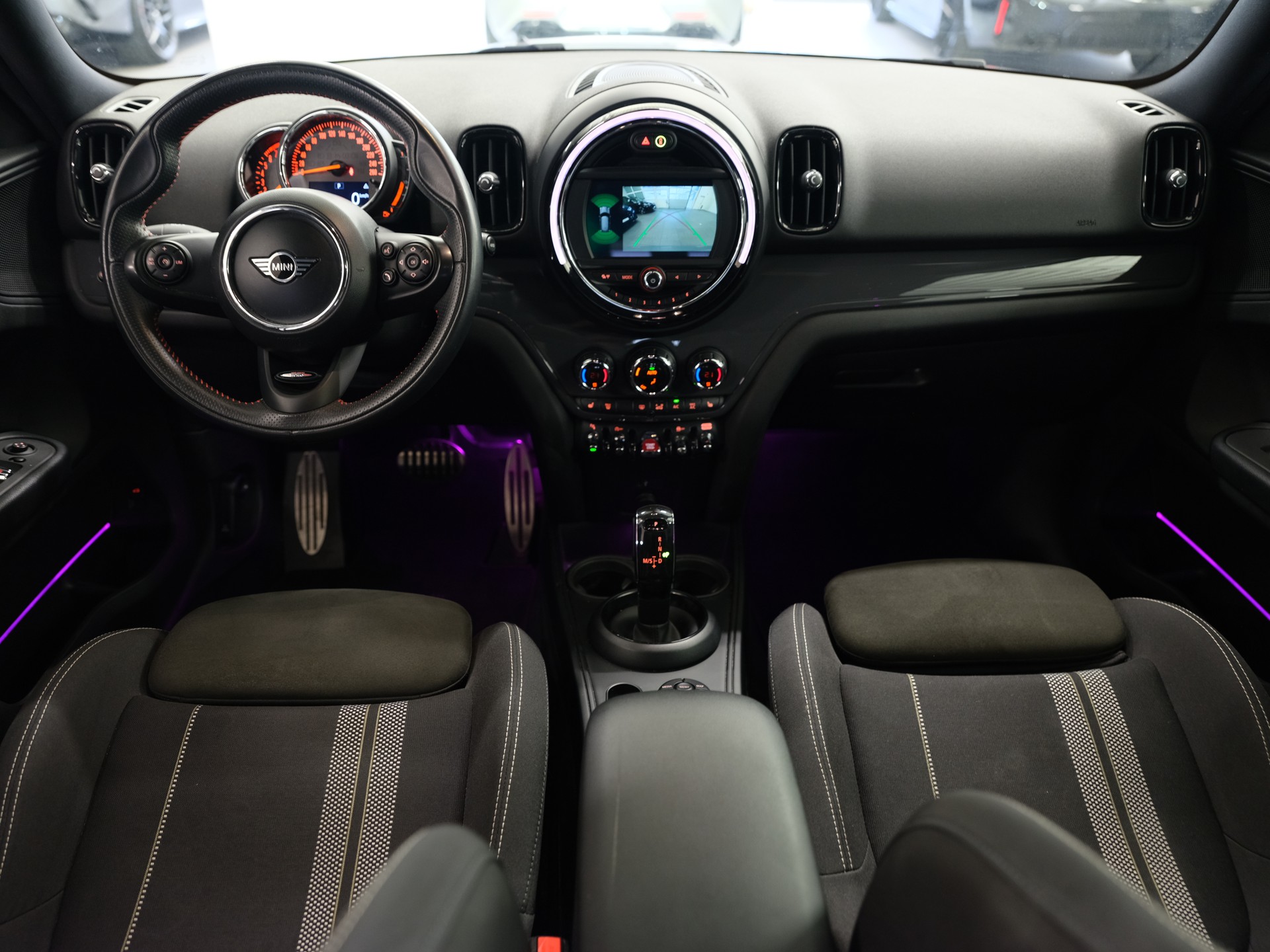MINI Countryman Cooper FWD Steptronic DKG-image-20
