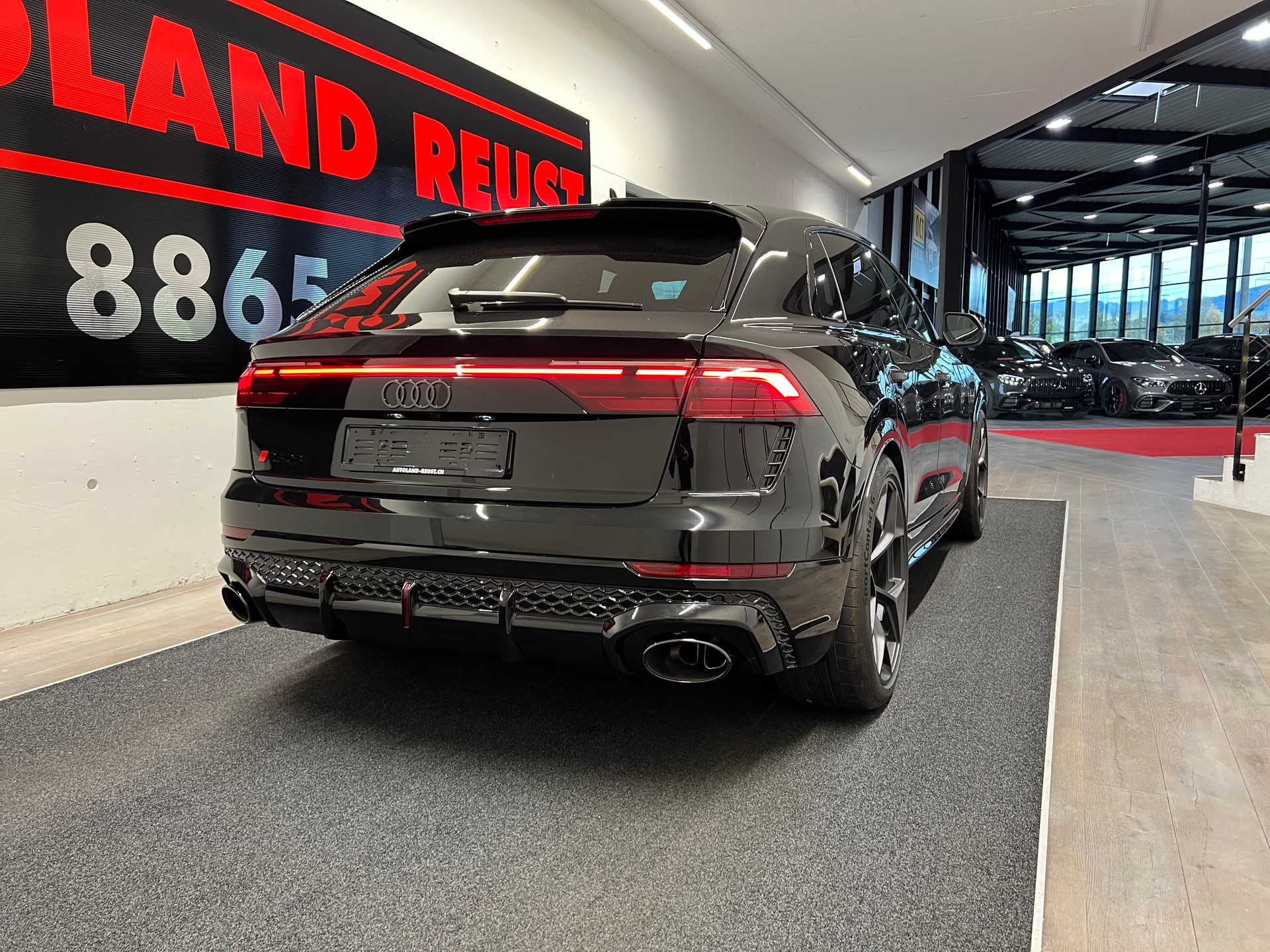 AUDI RSQ8 performance quattro-image-6