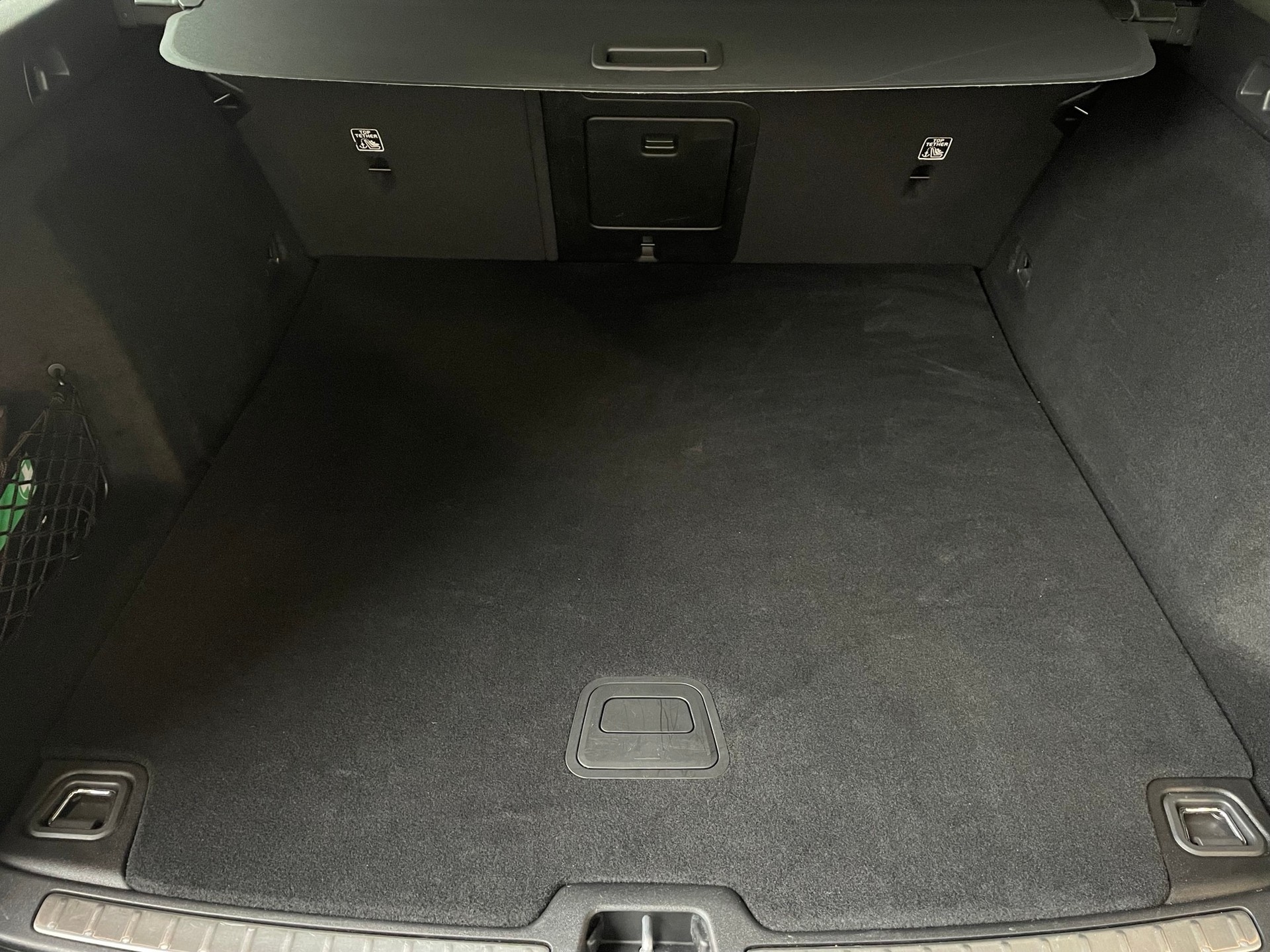 VOLVO V60 T6e AWD Ultim Dark-image-6
