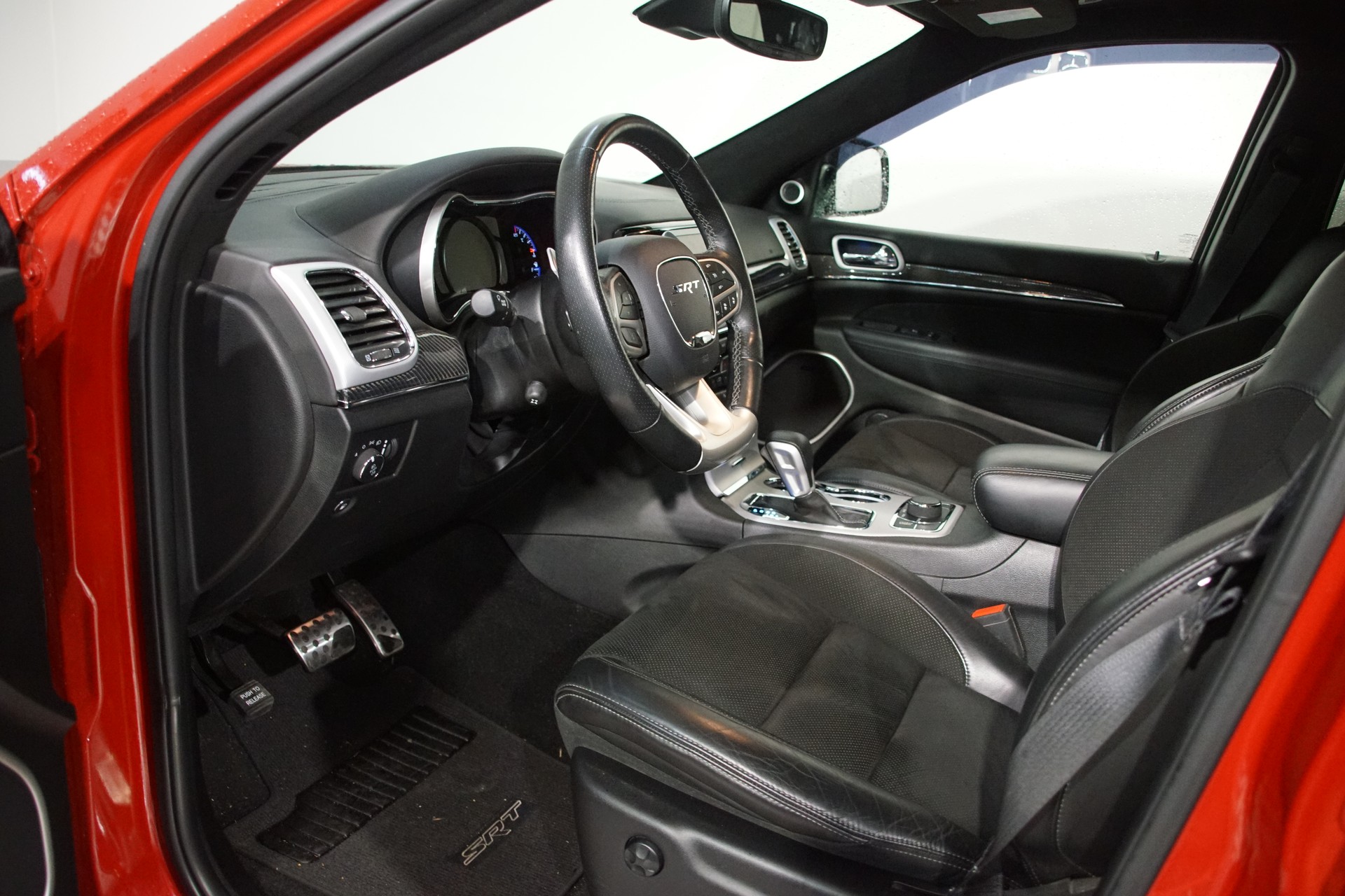 JEEP Grand Cherokee 6.4 V8 HEMI SRT8 Automatic-image-10