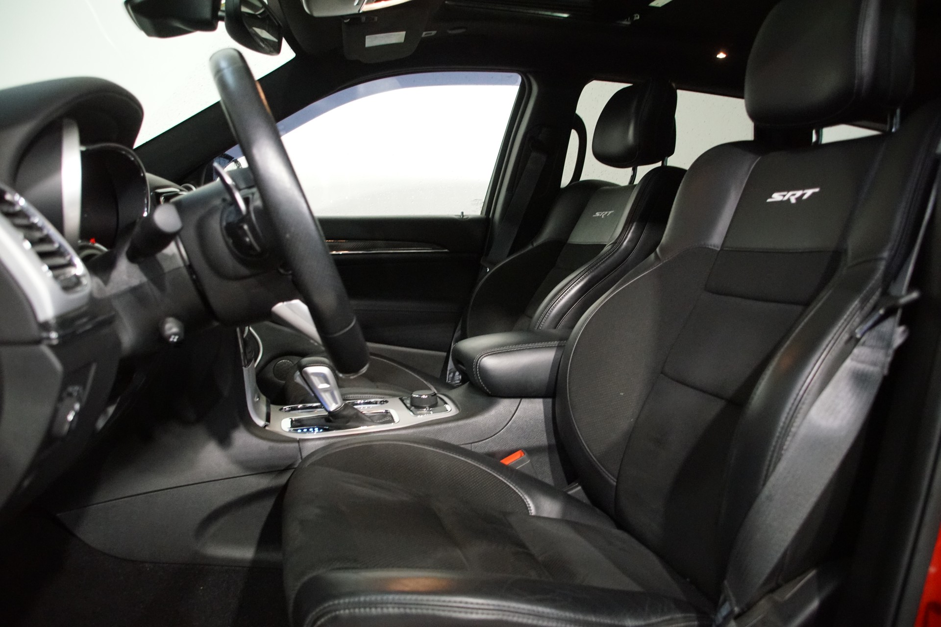 JEEP Grand Cherokee 6.4 V8 HEMI SRT8 Automatic-image-12