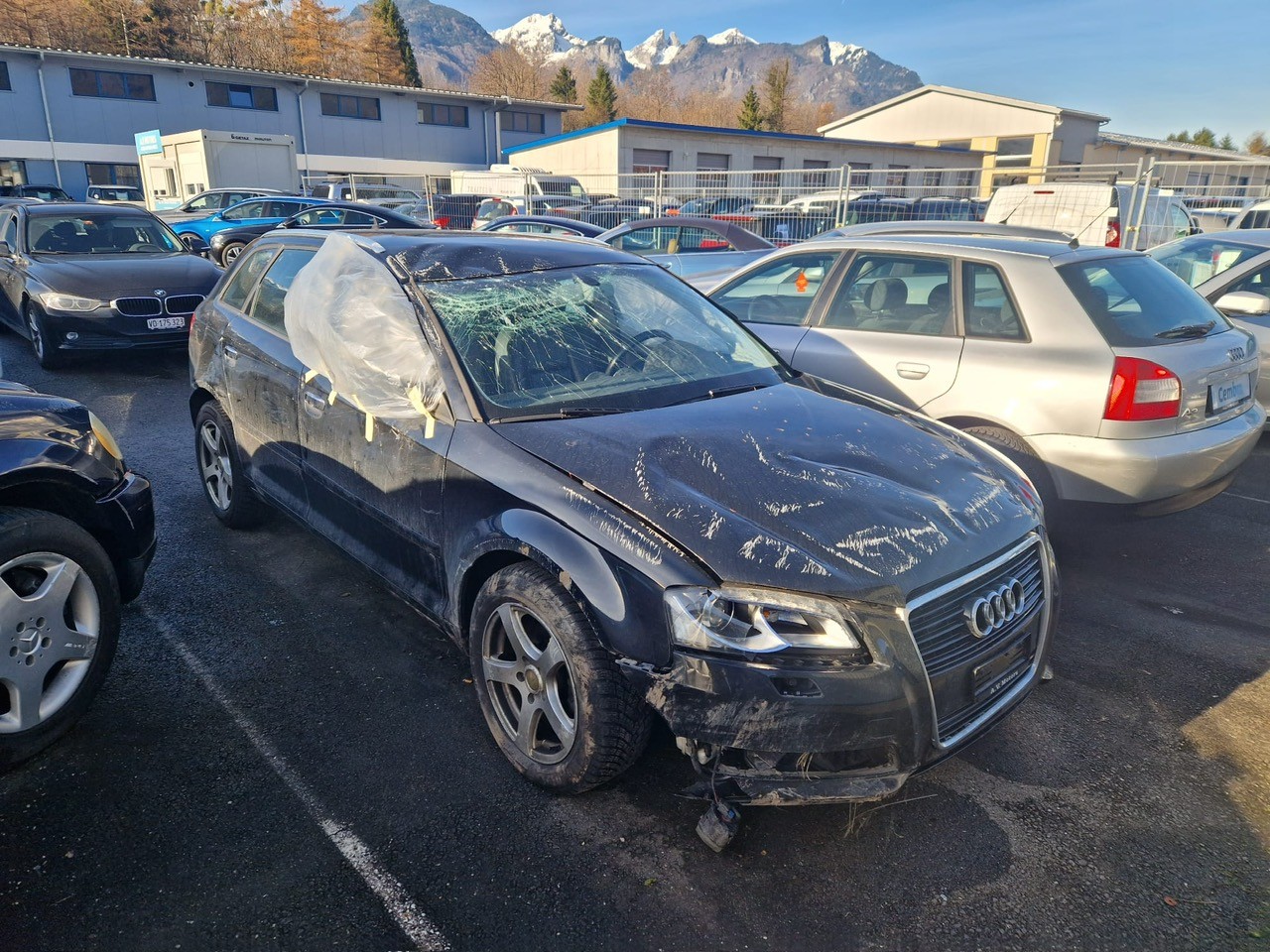 AUDI A3 Sportback 1.6 TDI Attraction-image-0