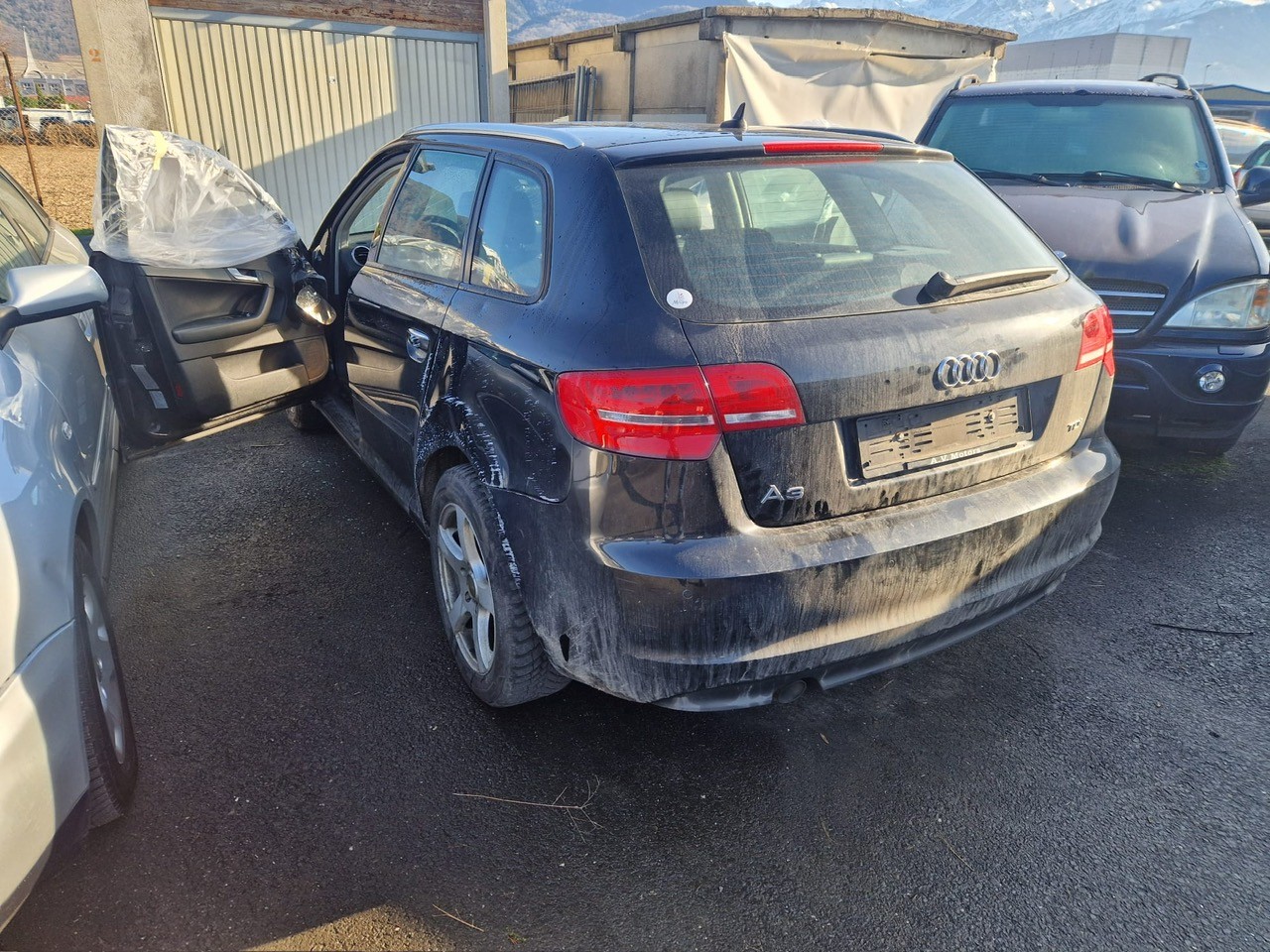 AUDI A3 Sportback 1.6 TDI Attraction-image-4