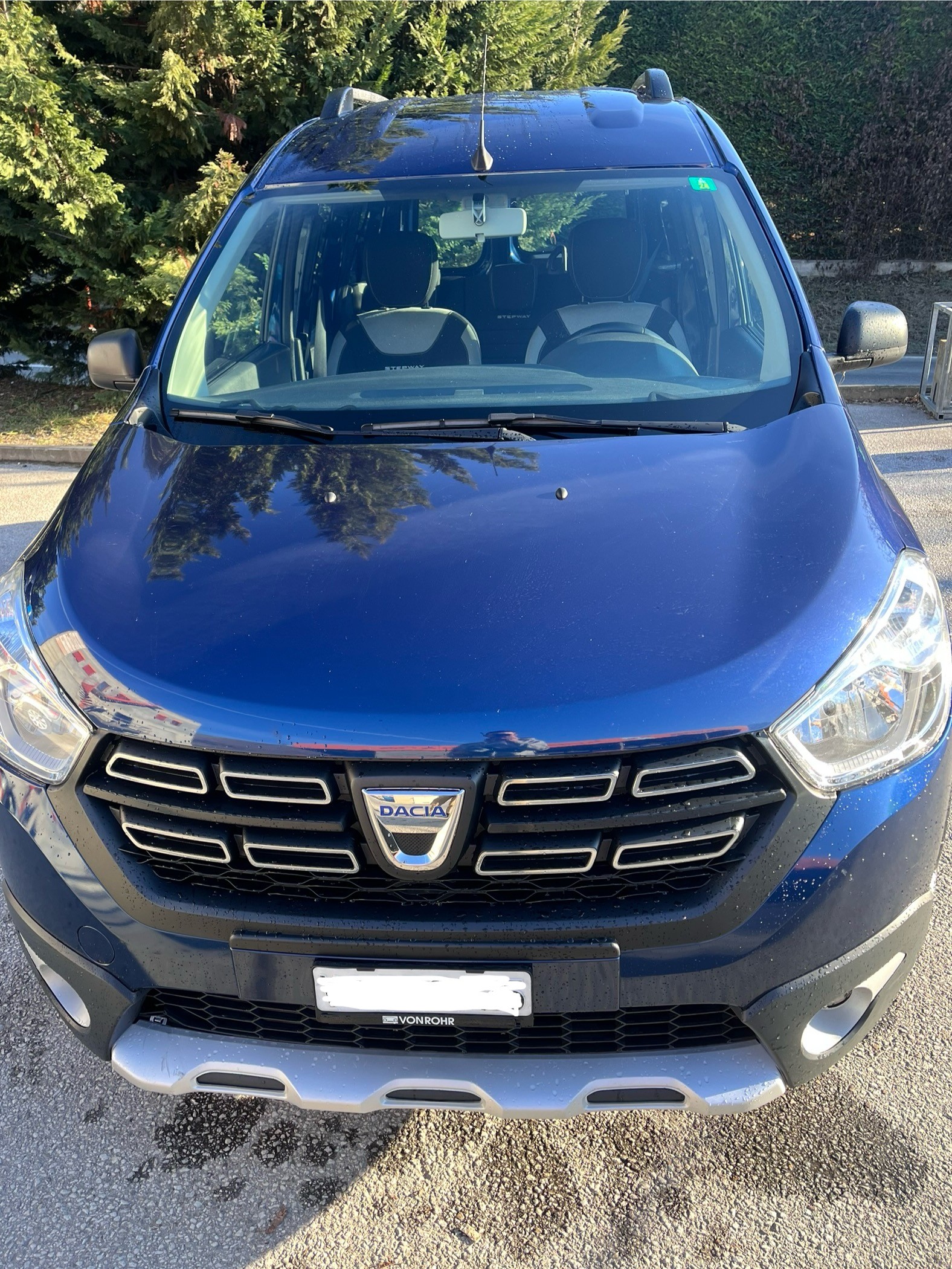 DACIA Dokker 1.6 16V Stepway-image-1