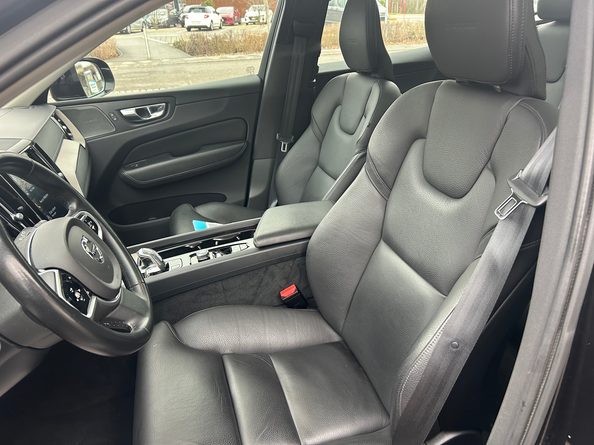 VOLVO XC60 T8 eAWD Inscription Geartronic-image-9