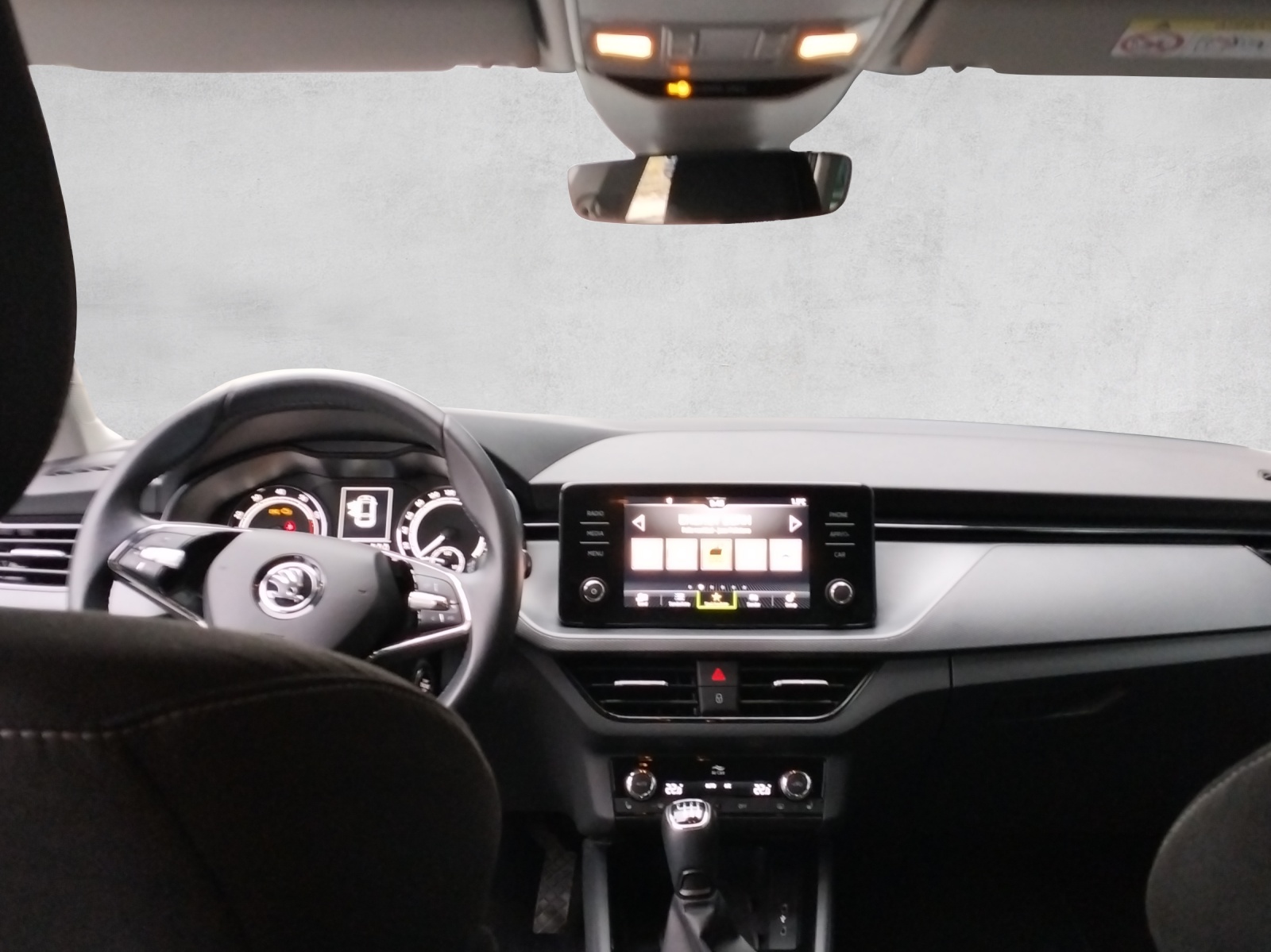 SKODA Scala 1.0 TSI Fresh-image-9