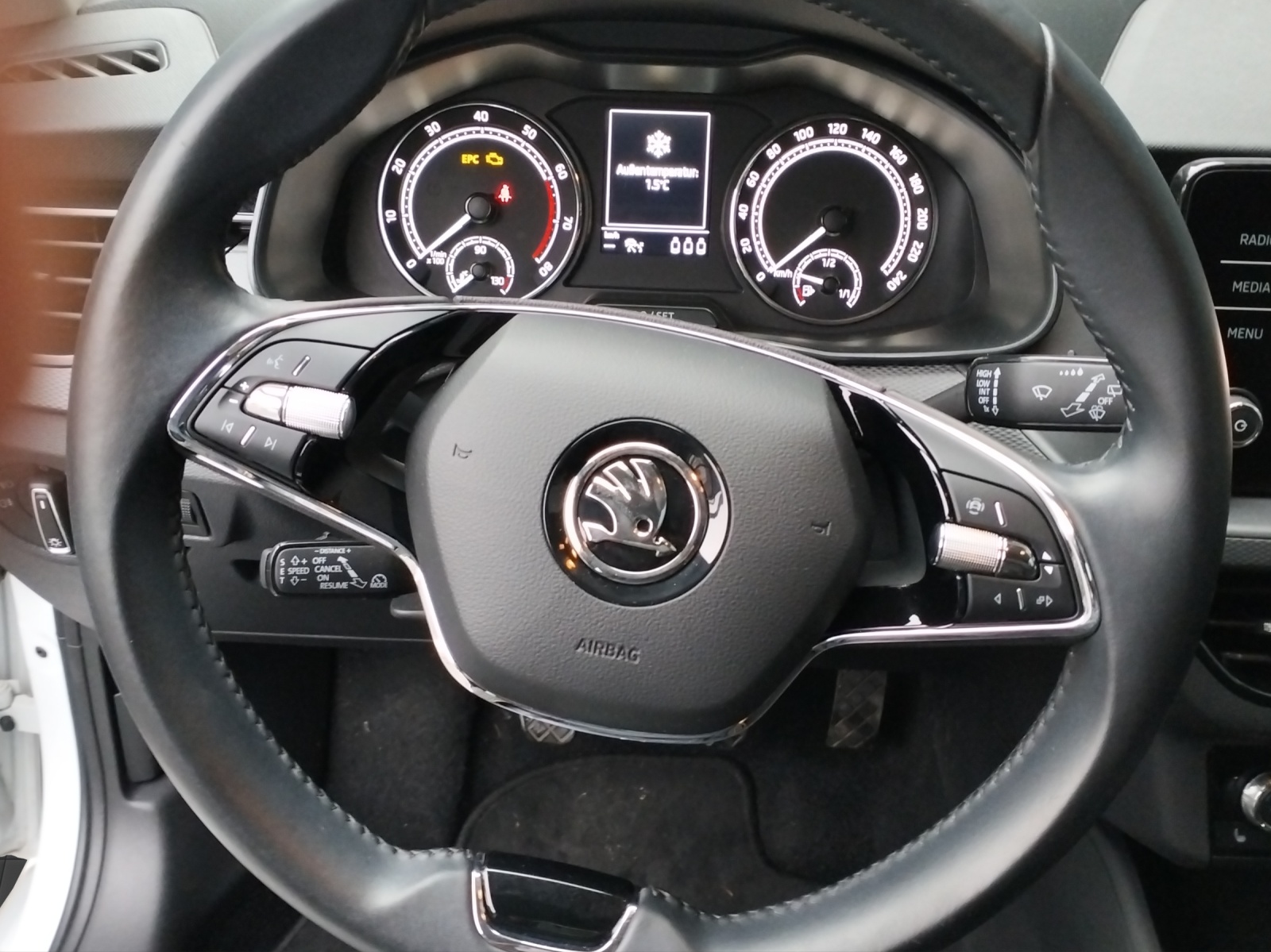 SKODA Scala 1.0 TSI Fresh-image-8