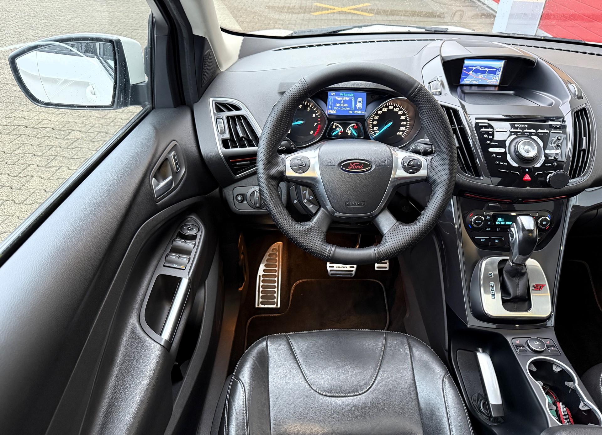 FORD Kuga 1.6 SCTi Titanium S 4WD Automatic-image-12