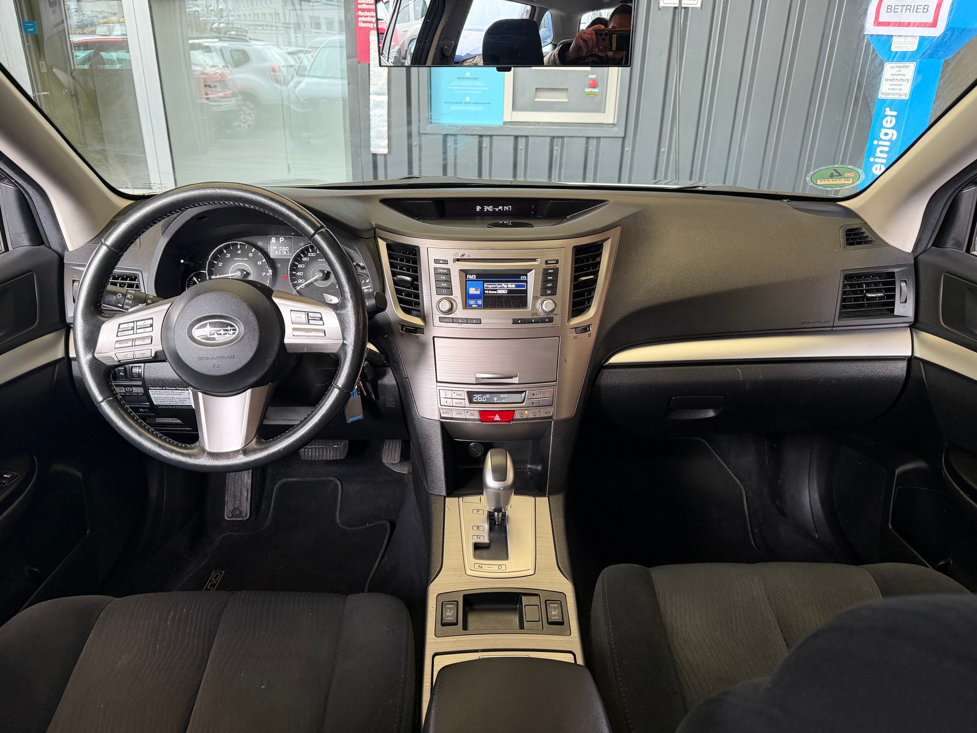 SUBARU Outback 2.5i Swiss Special AWD Lineartronic-image-4