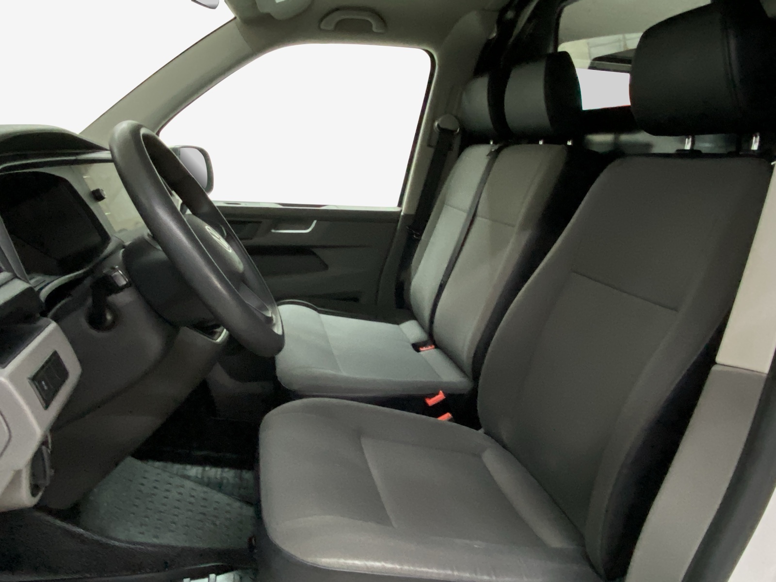 VW T6.1 2.0 TDI 4Motion-image-7