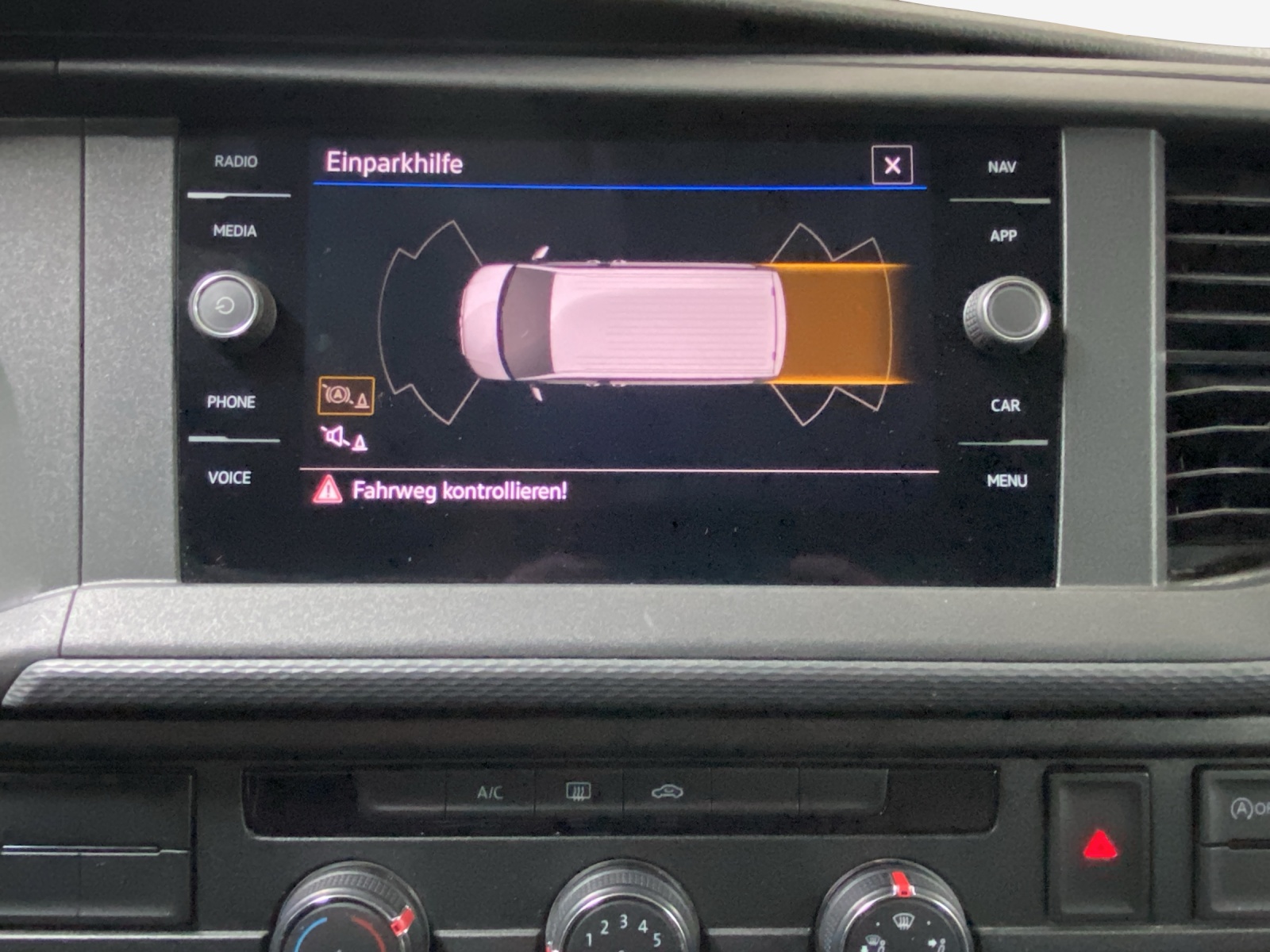 VW T6.1 2.0 TDI 4Motion-image-13