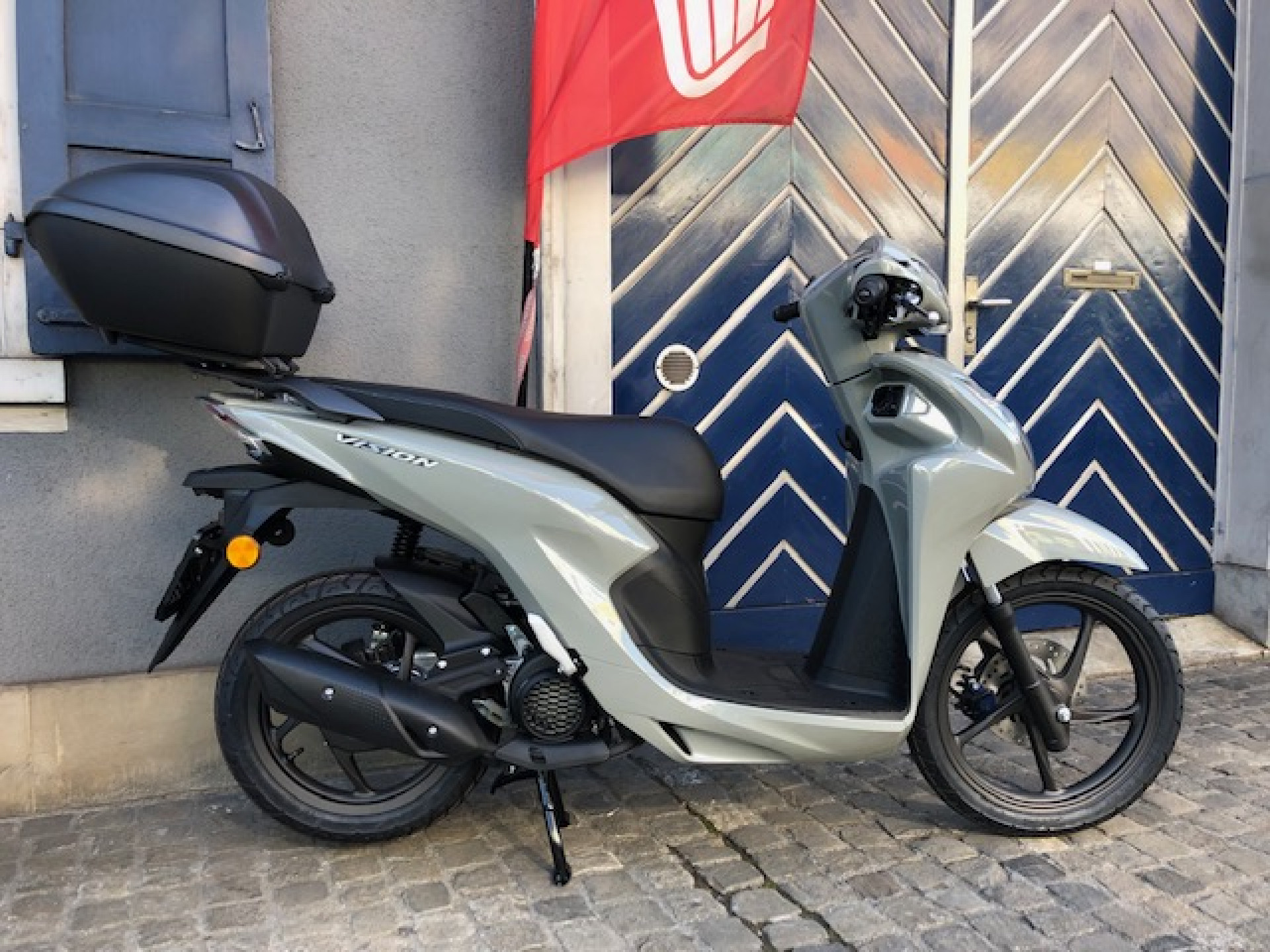 HONDA NSC 110 Vision Modell 2026 Inklusive Top Box