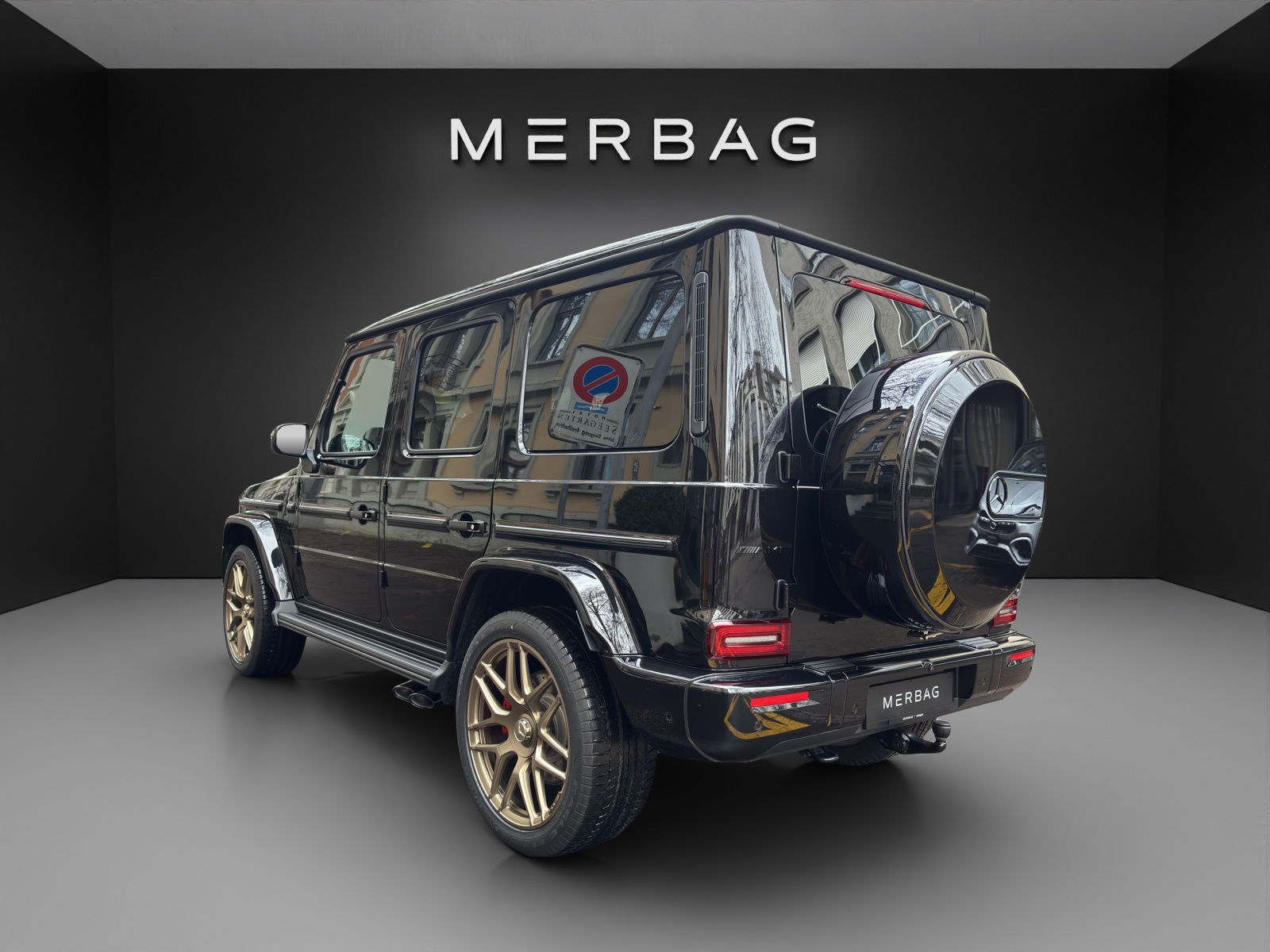 MERCEDES-BENZ G 63 AMG 9G-Tronic-image-4