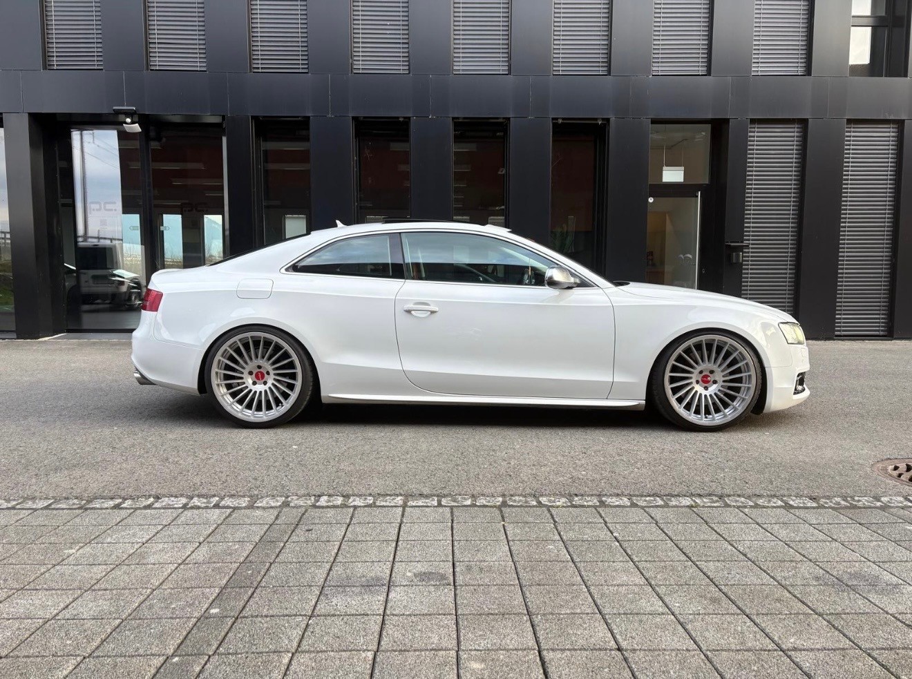 AUDI S5 Coupé 4.2 FSI quattro tiptronic-image-3
