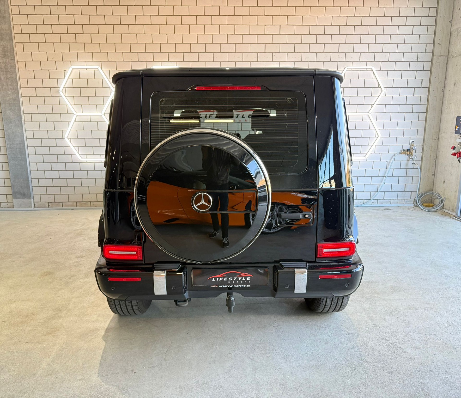 MERCEDES-BENZ G 500 AMG Line 9G-Tronic-image-3