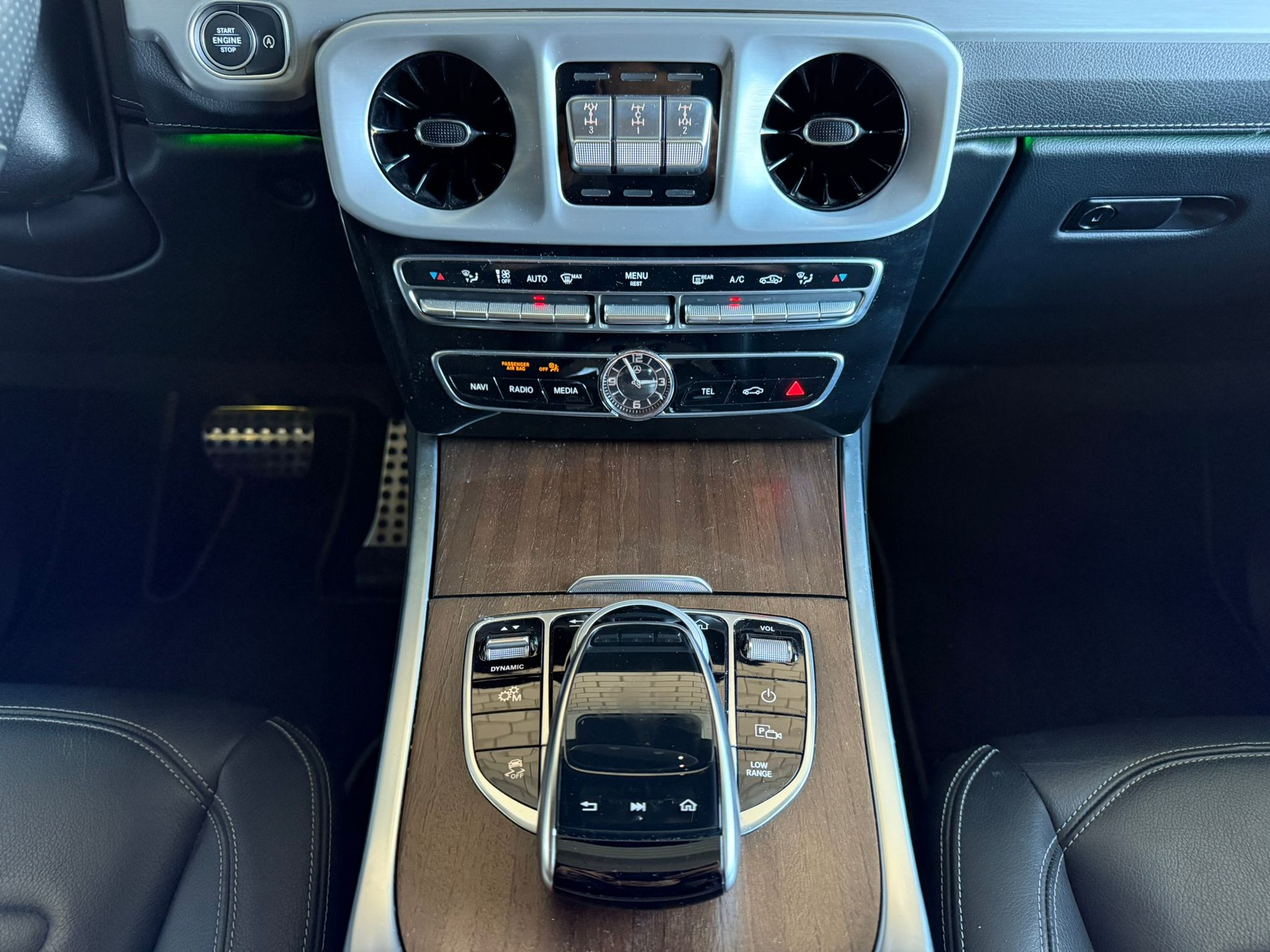 MERCEDES-BENZ G 500 AMG Line 9G-Tronic-image-9