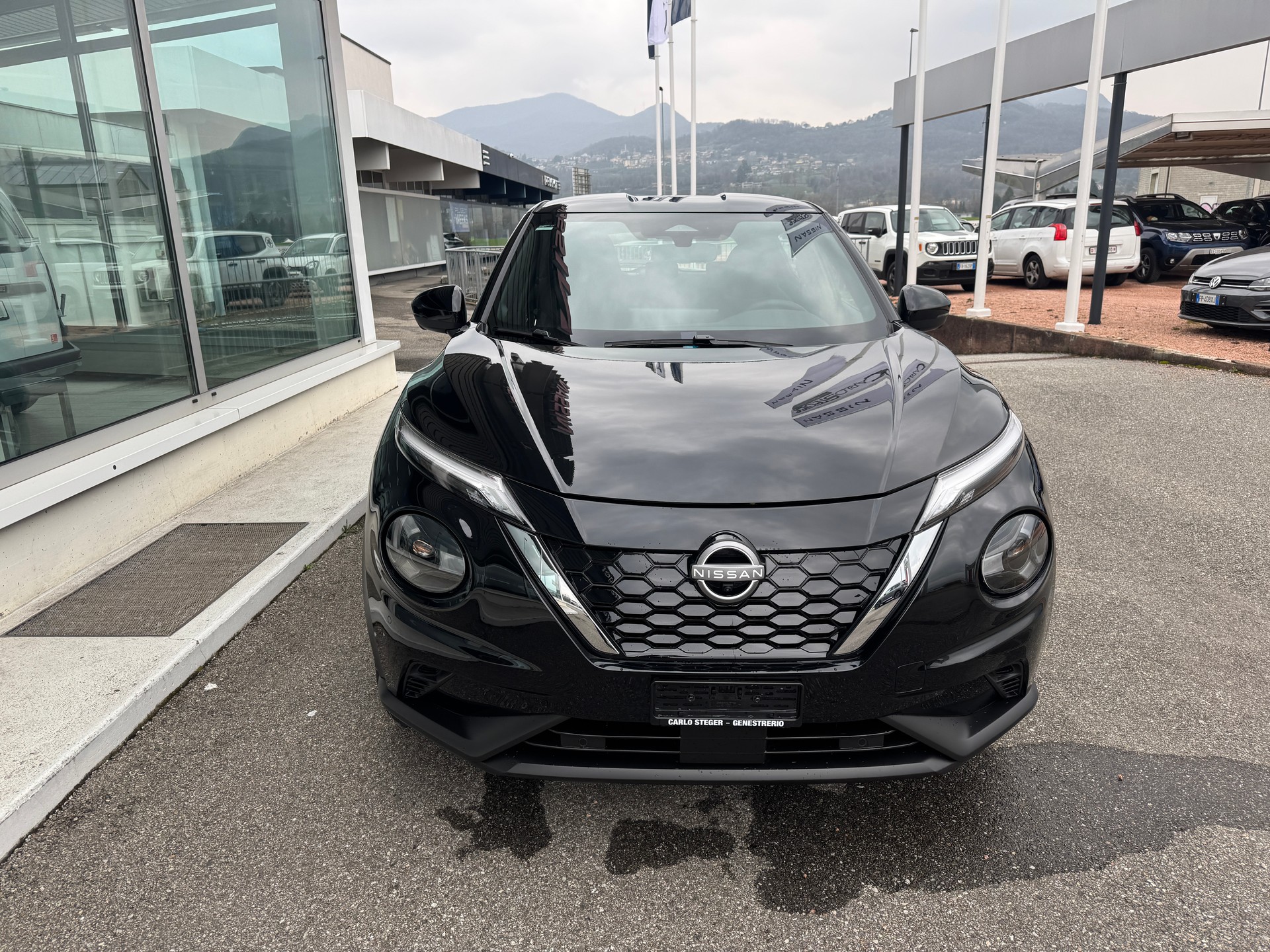 NISSAN Juke 1.6 FHEV N-Connecta-image-6