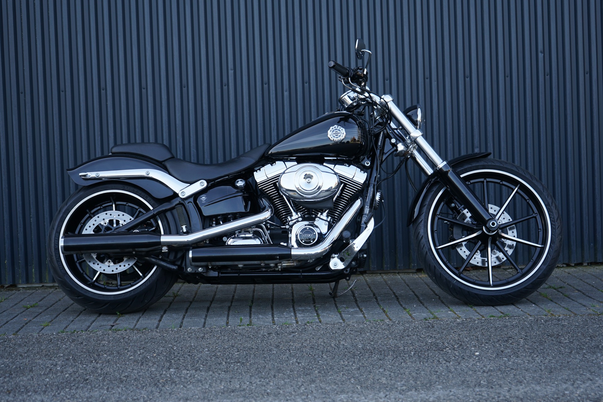 HARLEY-DAVIDSON FXSB Breakout 103 ABS